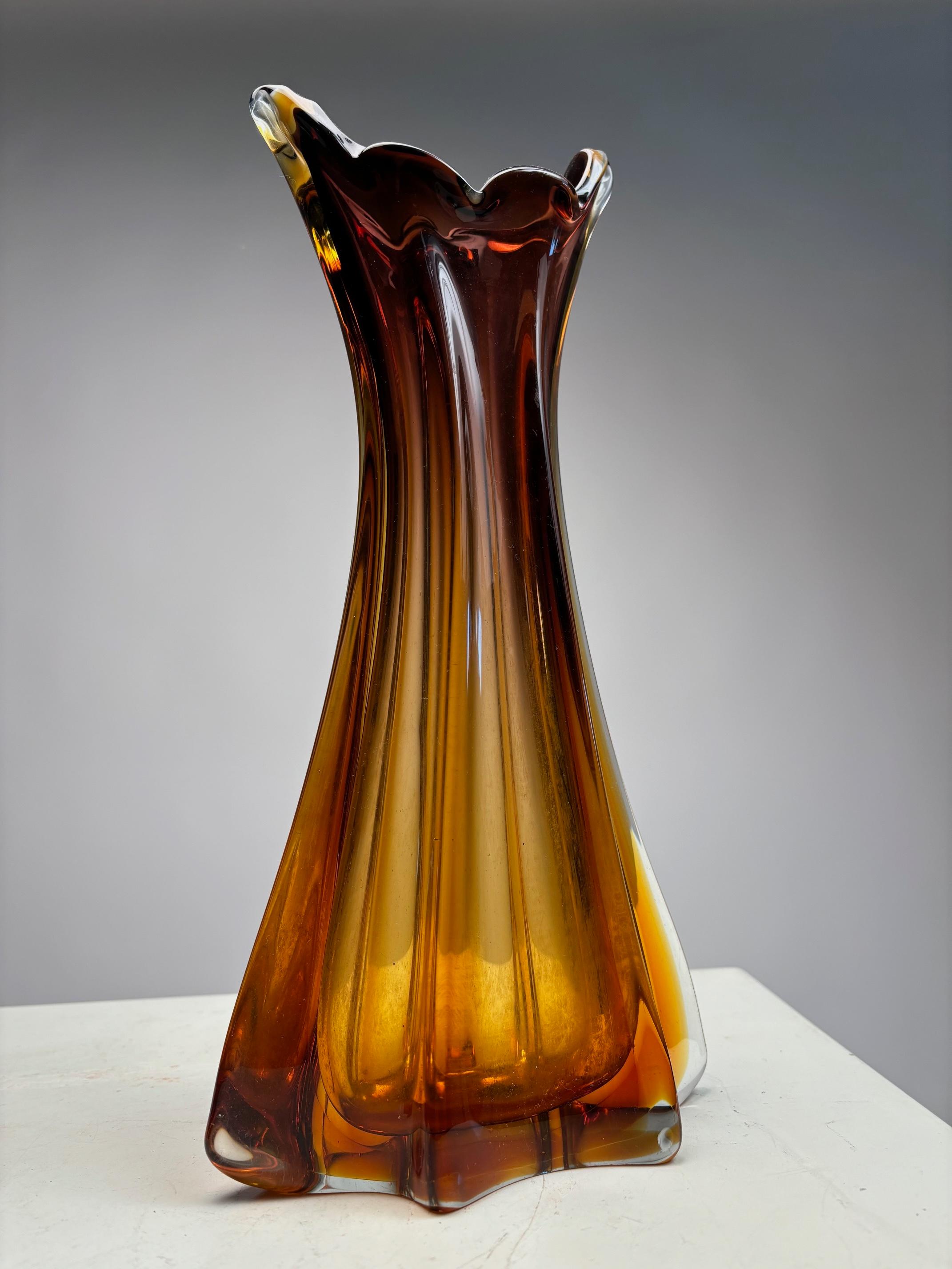 Verre de Murano Murano Sommerso Glass Vase, Att to Seguso, Italy,  1970s en vente