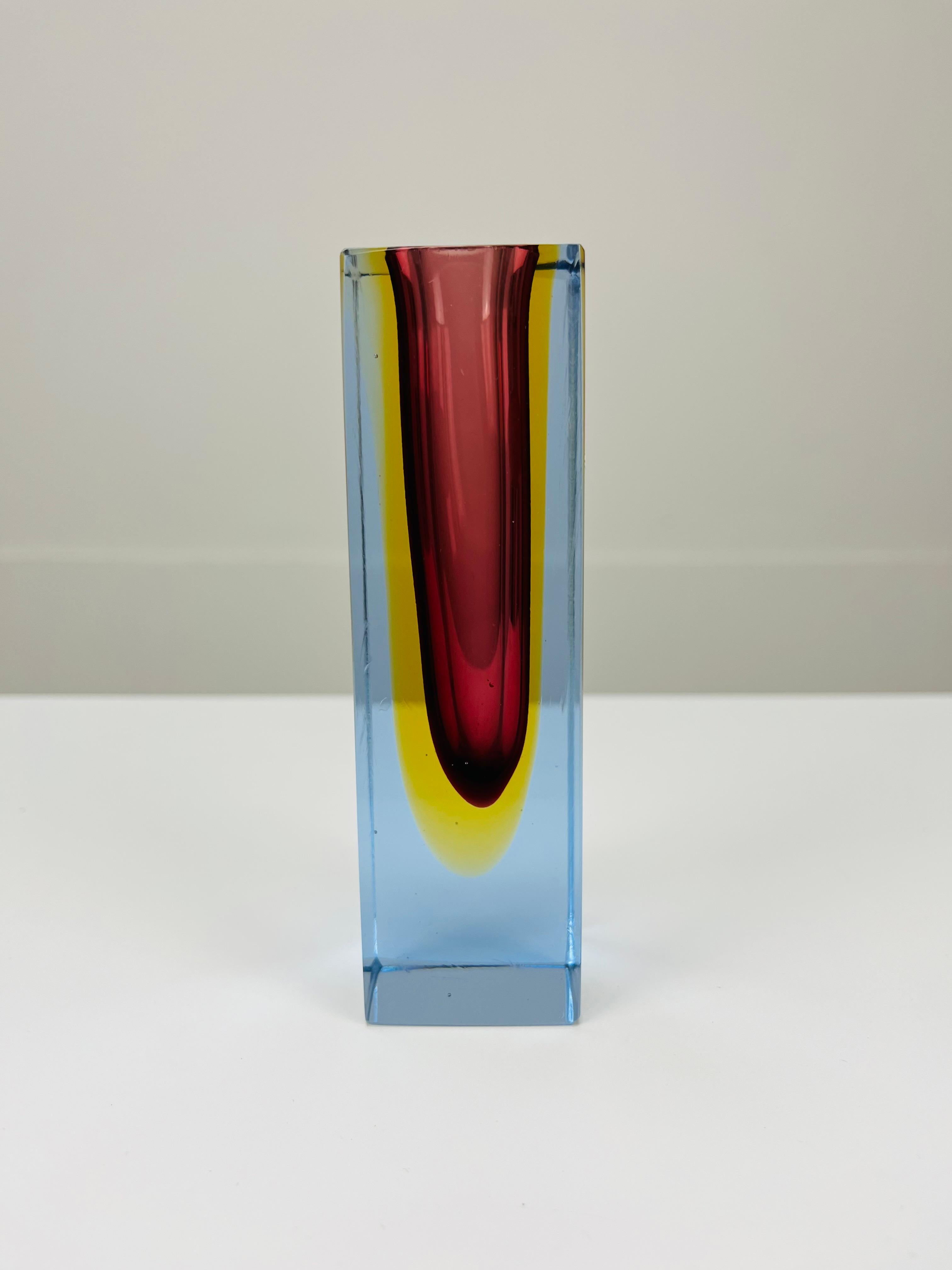 Metà XX secolo Vaso in vetro di Murano Glass Sommerso di Flavio Poli, anni '60 in vendita
