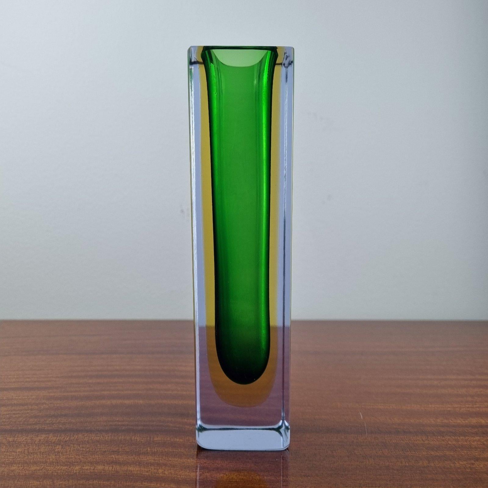 Vaso in vetro di Murano Sommerso di Flavio Poli per Alessandro Mandruzzato, Italia anni '70 In condizioni buone in vendita a Lucija, SI
