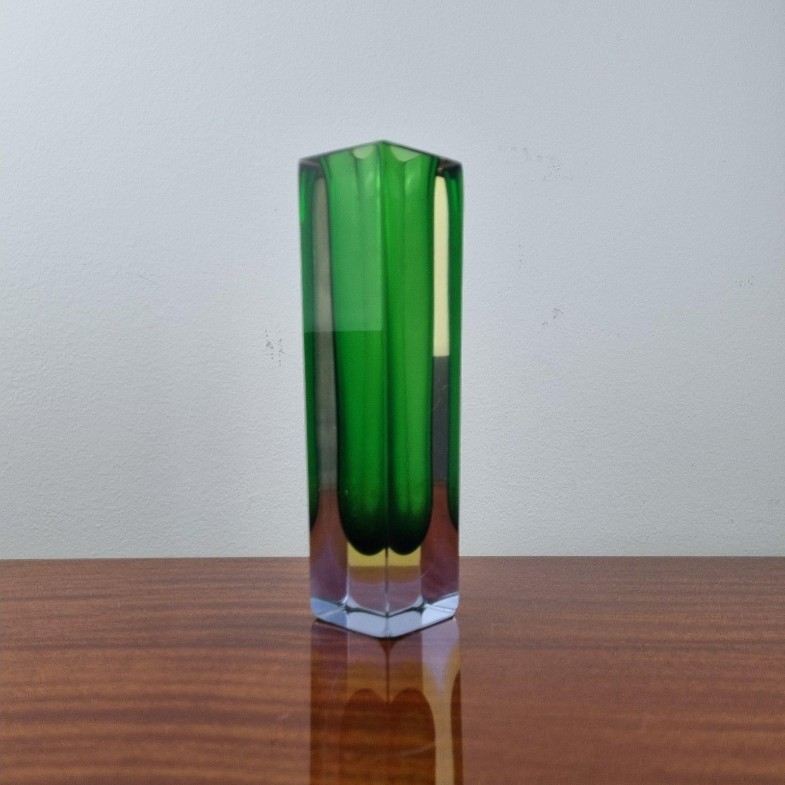 Metà XX secolo Vaso in vetro di Murano Sommerso di Flavio Poli per Alessandro Mandruzzato, Italia anni '70 in vendita