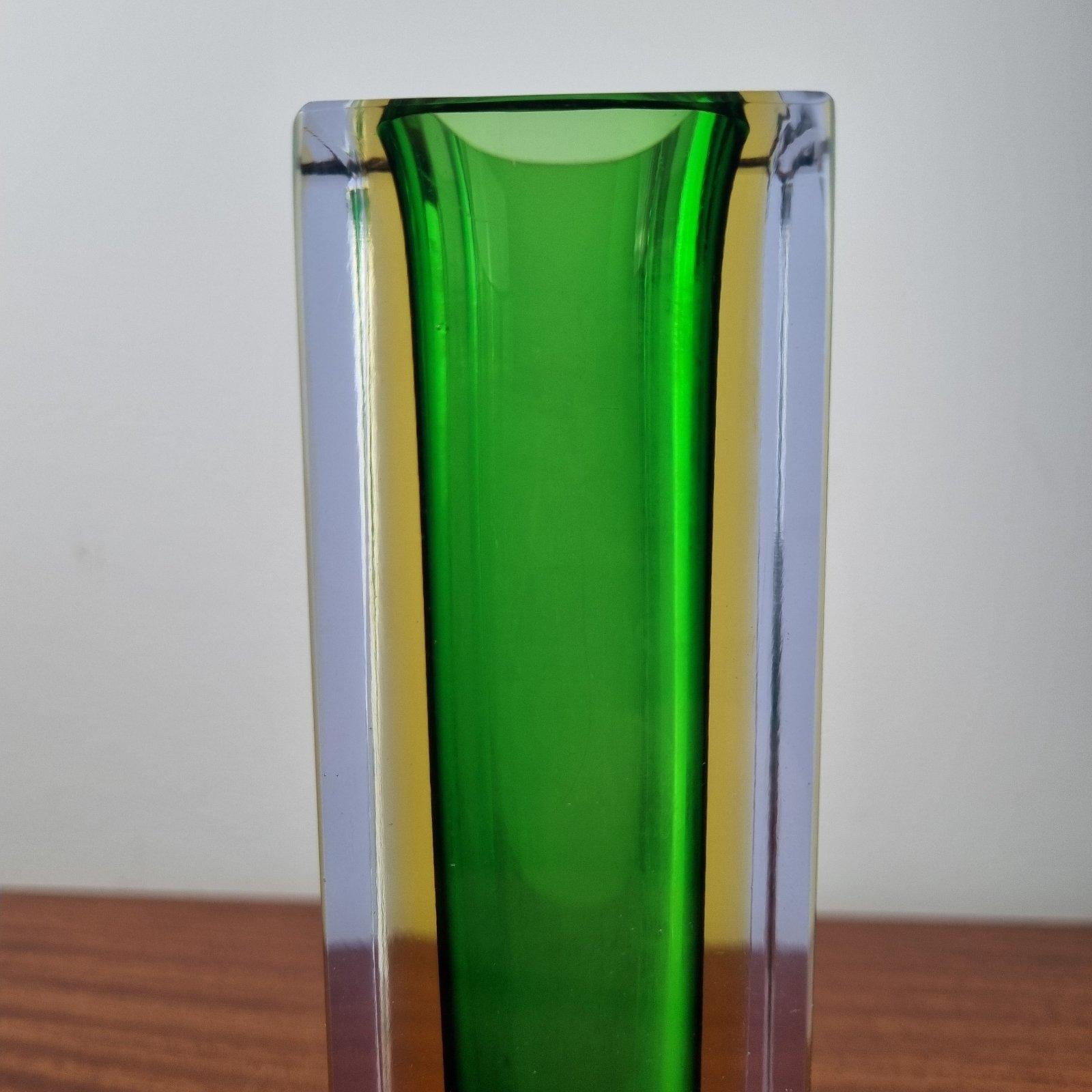 Vetro di Murano Vaso in vetro di Murano Sommerso di Flavio Poli per Alessandro Mandruzzato, Italia anni '70 in vendita
