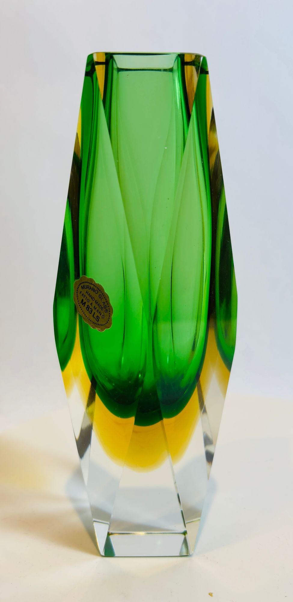 Murano Glass Sommerso Vase in Grün & Gelb von Flavio Poli für Mandruzzato (Italienisch) im Angebot