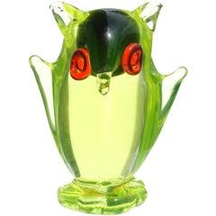 Murano Sommerso Glowing Uranium Green Italian Art Glass Owl Bird Figurine