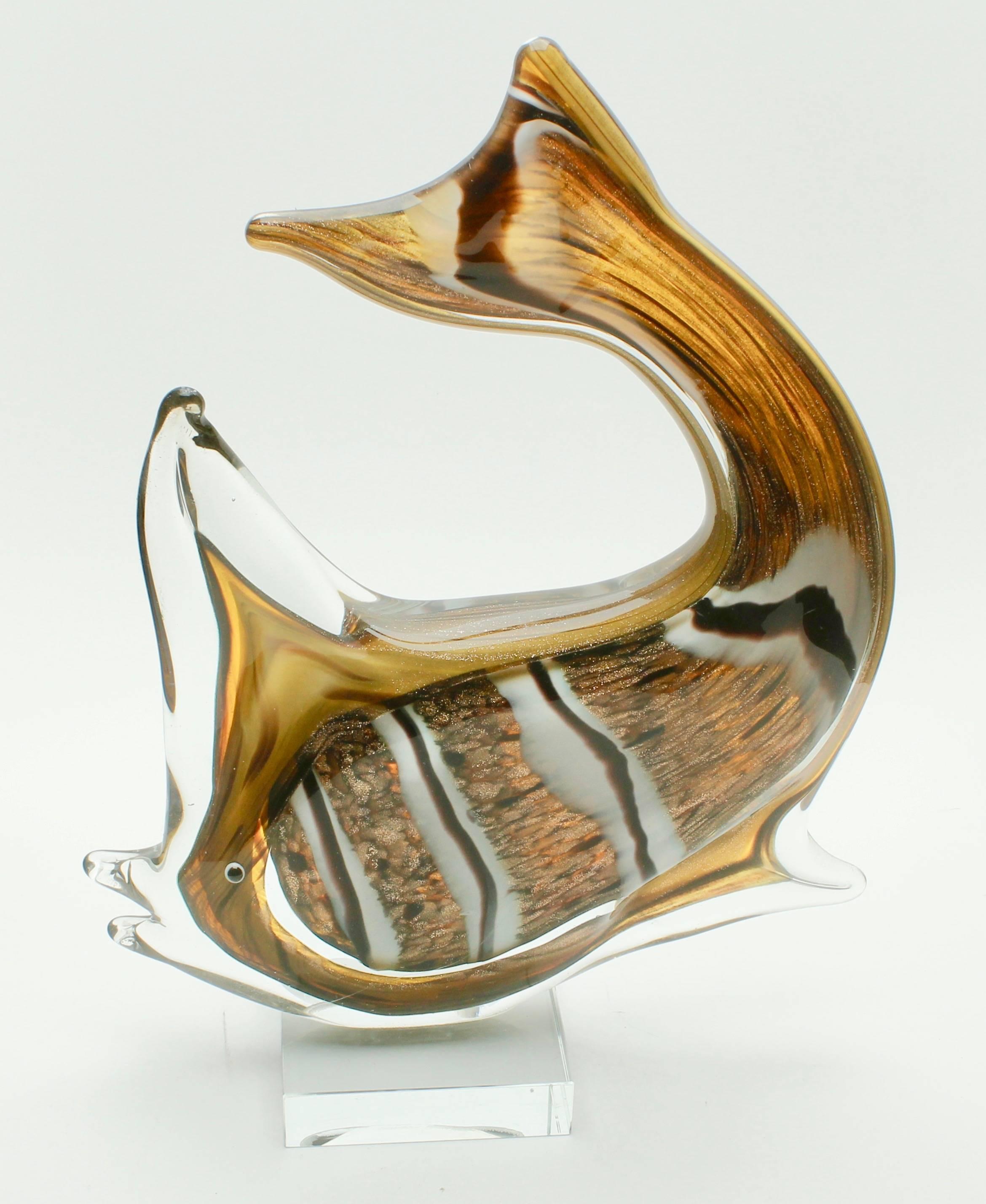 Hand-Crafted Murano Sommerso Gold Flecks Italian Art Glass Fish Figurine