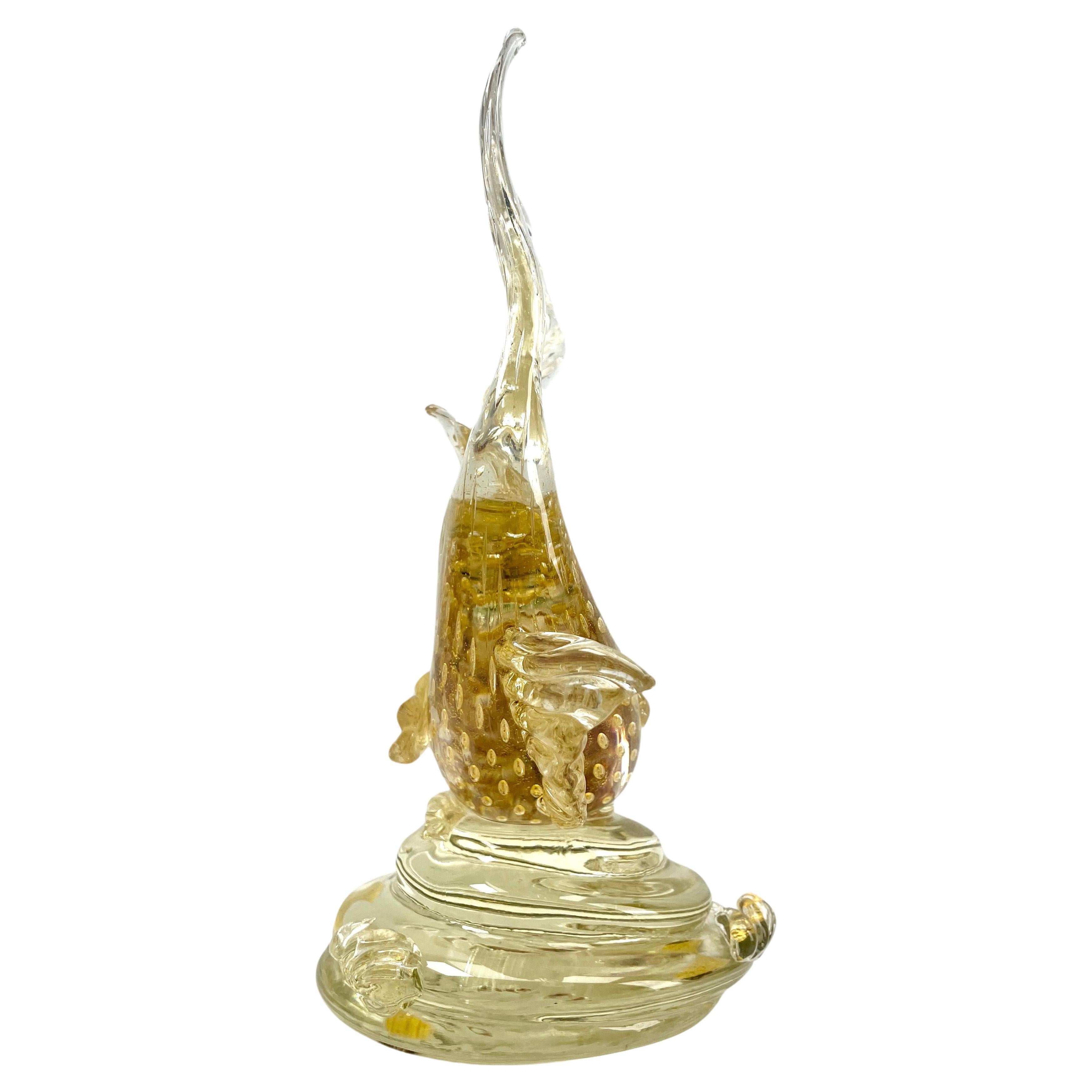Grande figurine de poisson en verre d'art italien Sommerso de Murano, moucheté d'or en vente 2