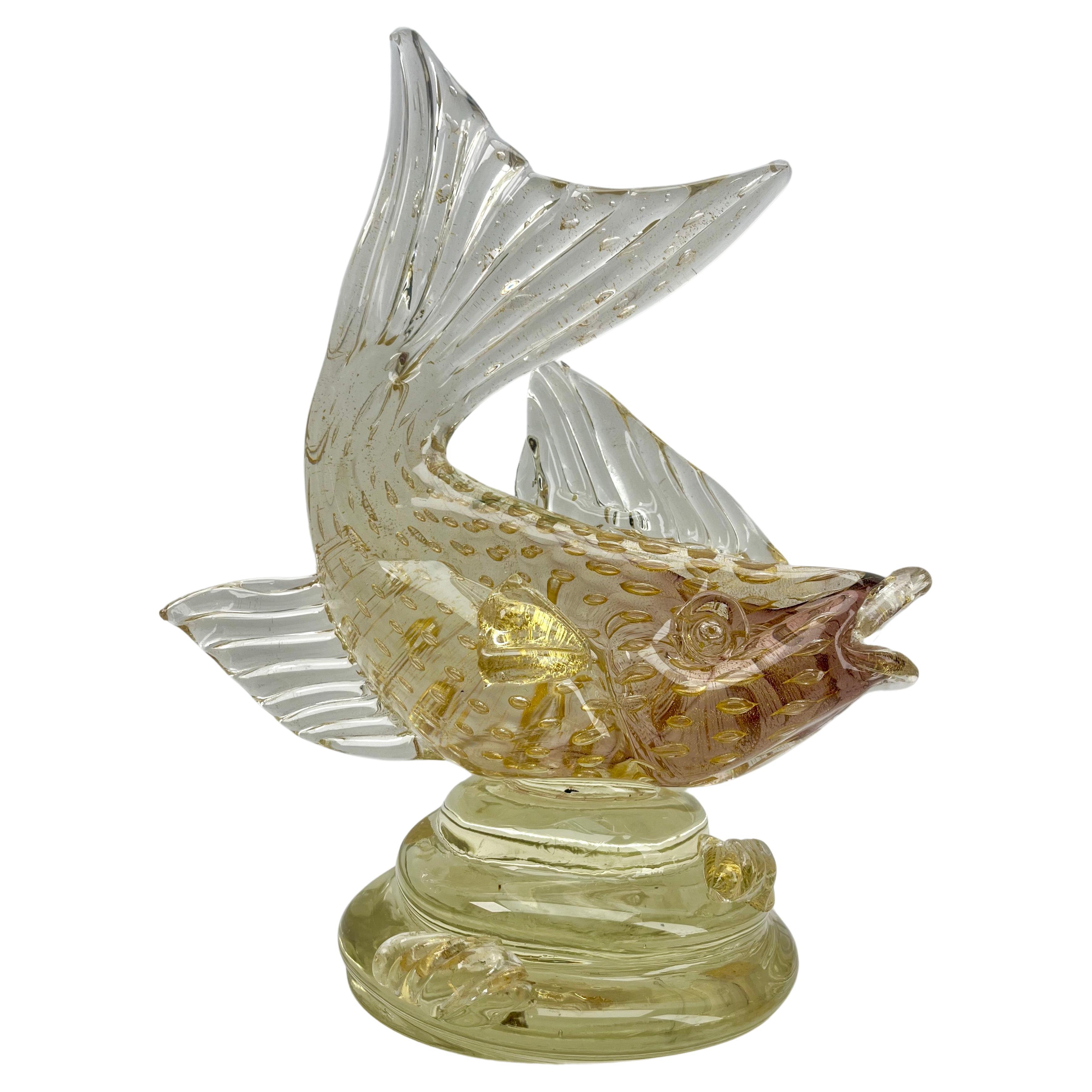 Murano Sommerso Gold Flecks Italian Large Art Glass Fish Figurine For Sale