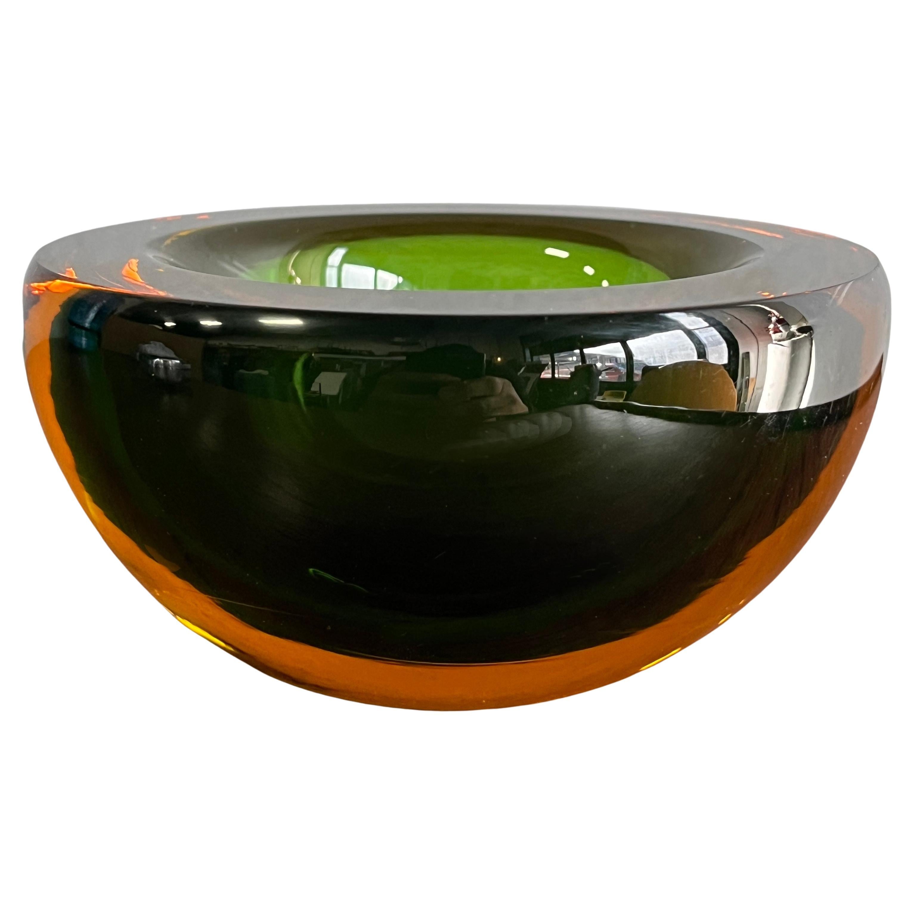 Murano Sommerso Green/Brown/Yellow Bowl by Mandruzzato, 1970 For Sale