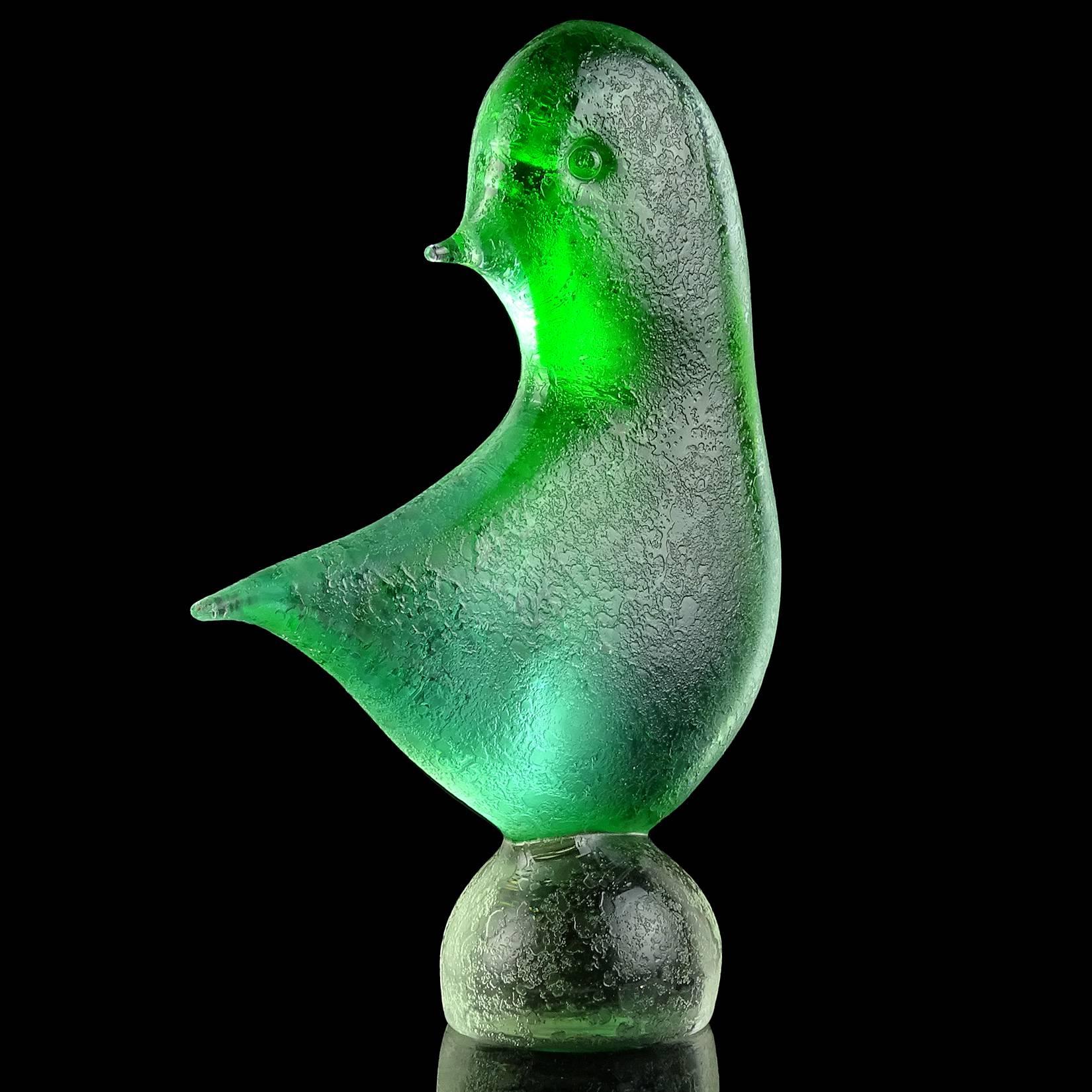 Mid-Century Modern Murano Sommerso Green Corroso Surface Texture Italian Art Glass Bird Sculputure