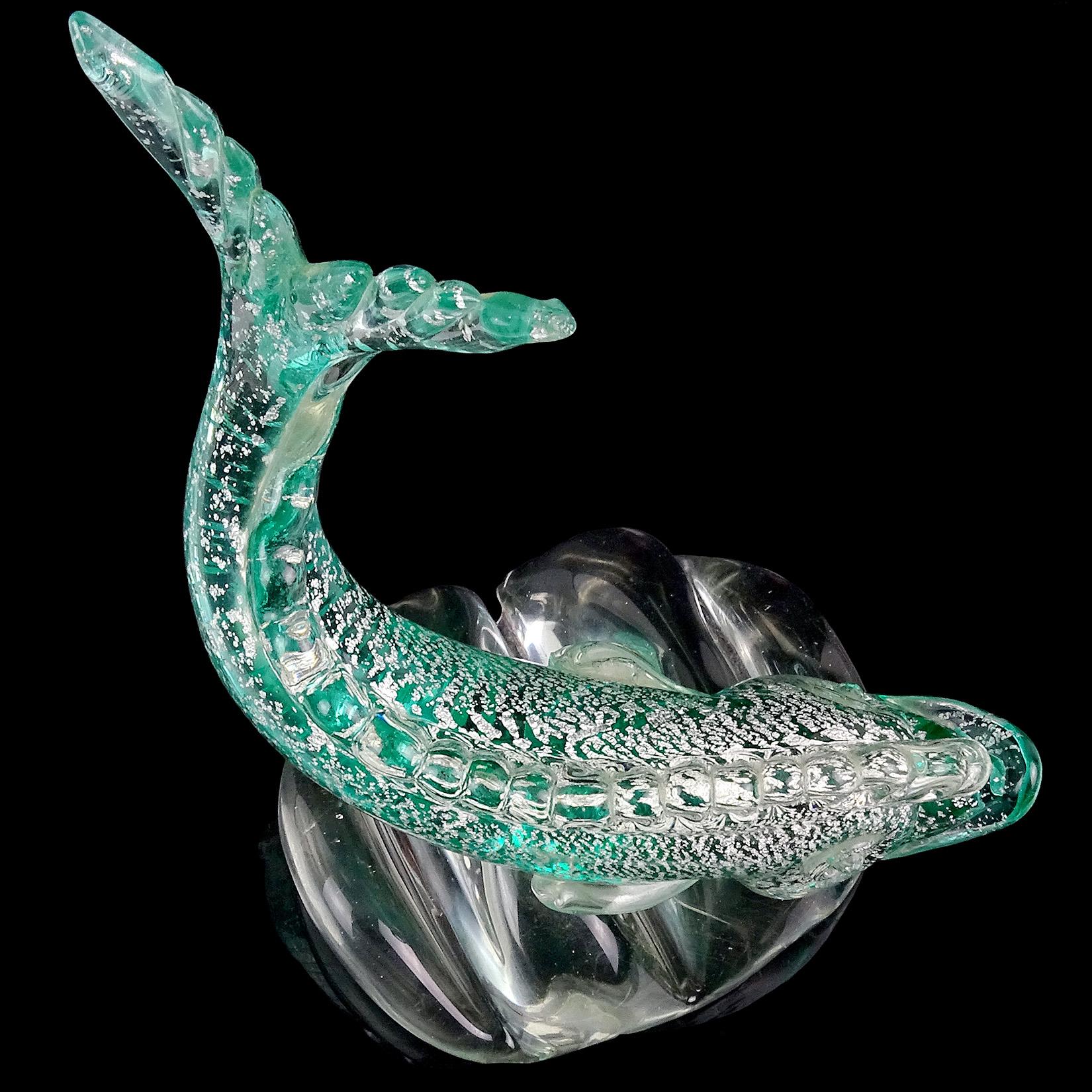 Murano Sommerso Green Silver Flecks Italian Art Glass Fish Sculpture on Wave In Good Condition In Kissimmee, FL