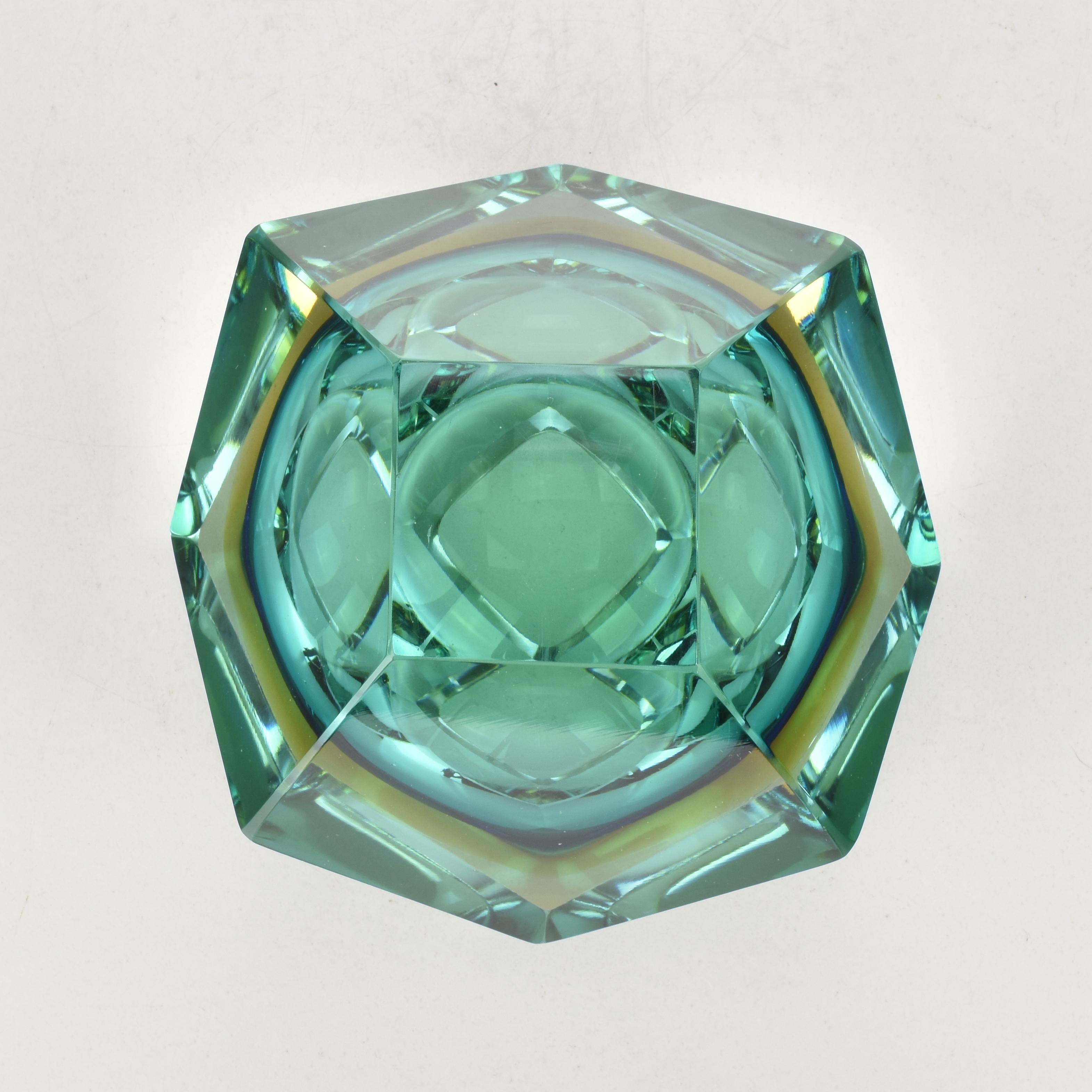 Murano Sommerso Green Yellow & Clear Faceted Block Bowl Dish by Flavio Poli (Mitte des 20. Jahrhunderts) im Angebot