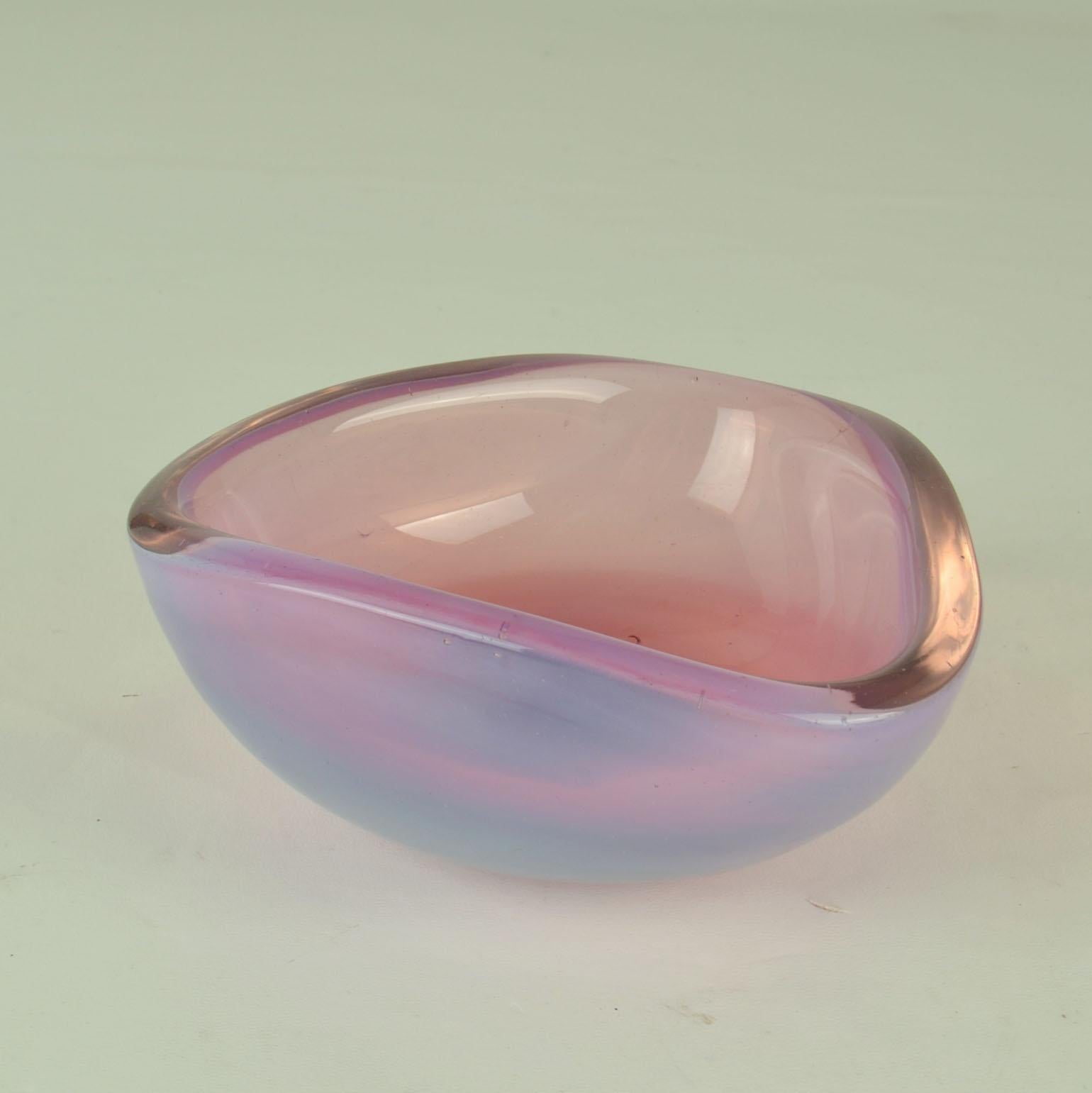 Murano Sommerso Pink Glass Bowls by Flavio Poli for Seguso, Italy 1960 In Excellent Condition For Sale In London, GB