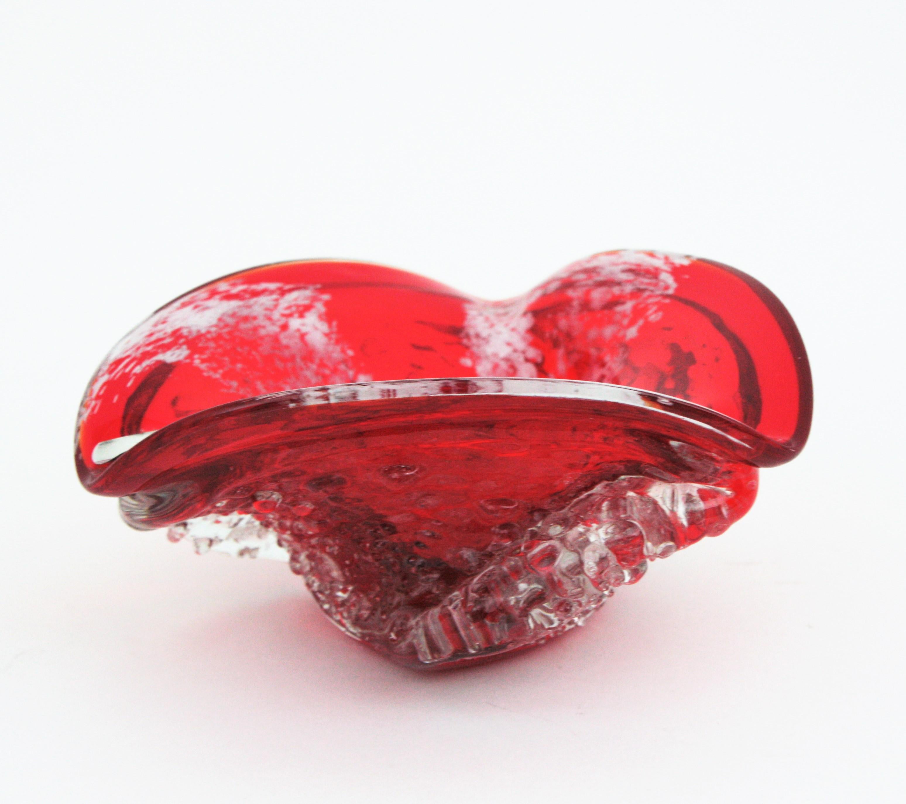 Murano Sommerso Red and Clear Macette Art Glass Bowl / Ashtray For Sale 2