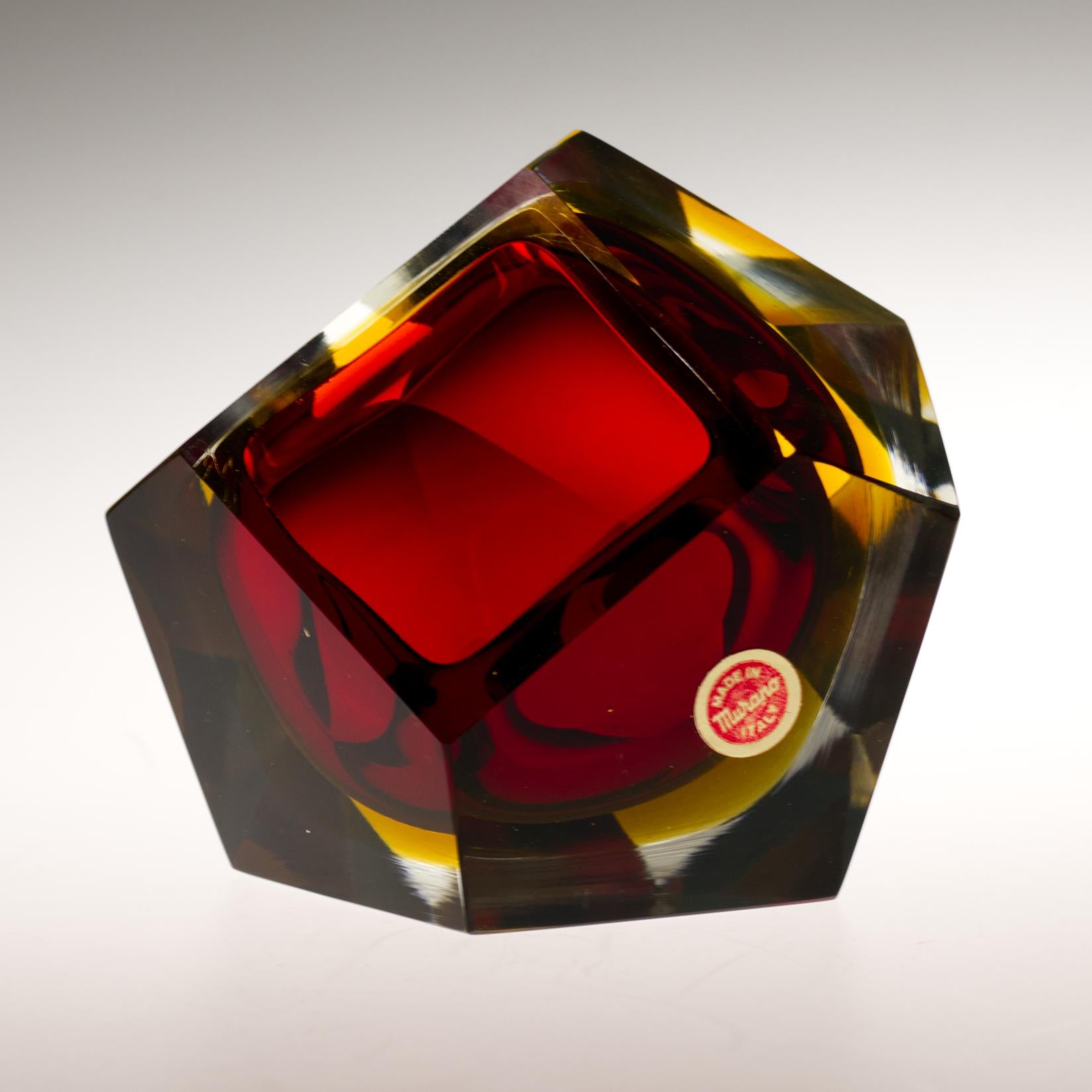  Murano Sommerso  Red Faceted Glass  Bowl by Flavio Poli 1960´s For Sale 2