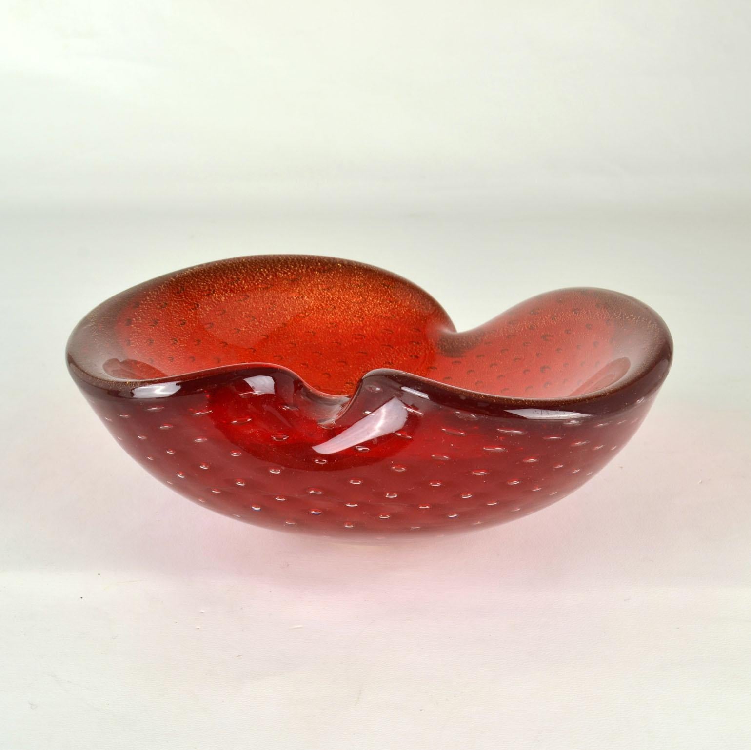 Murano Sommerso Red Glass Gold Leaf Bowl by Flavio Poli for Seguso, Italy, 1960 For Sale 2