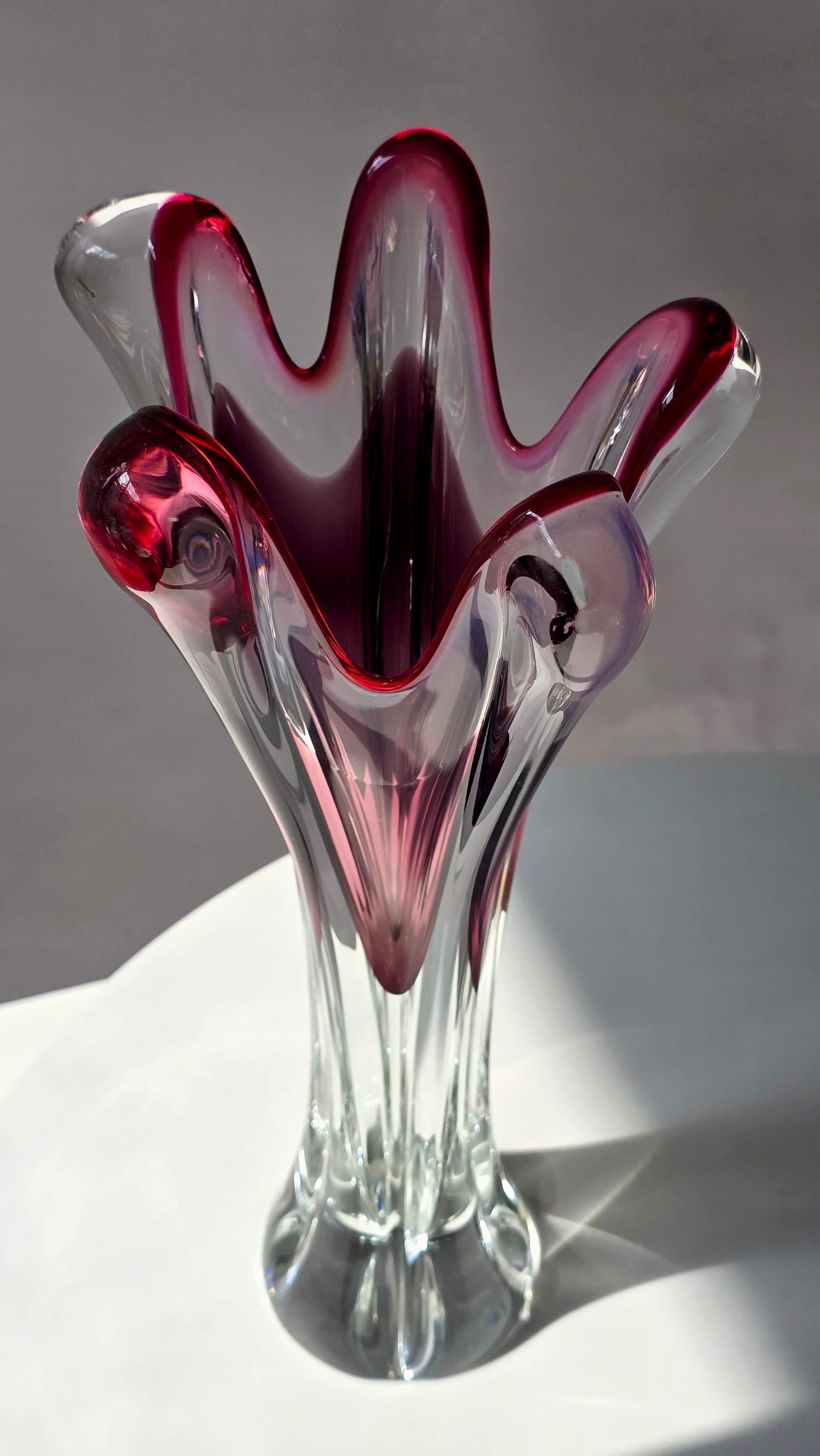 Murano Sommerso Ruby Red Glass Vase with Five Lobes, Italy, 1960s For Sale 5