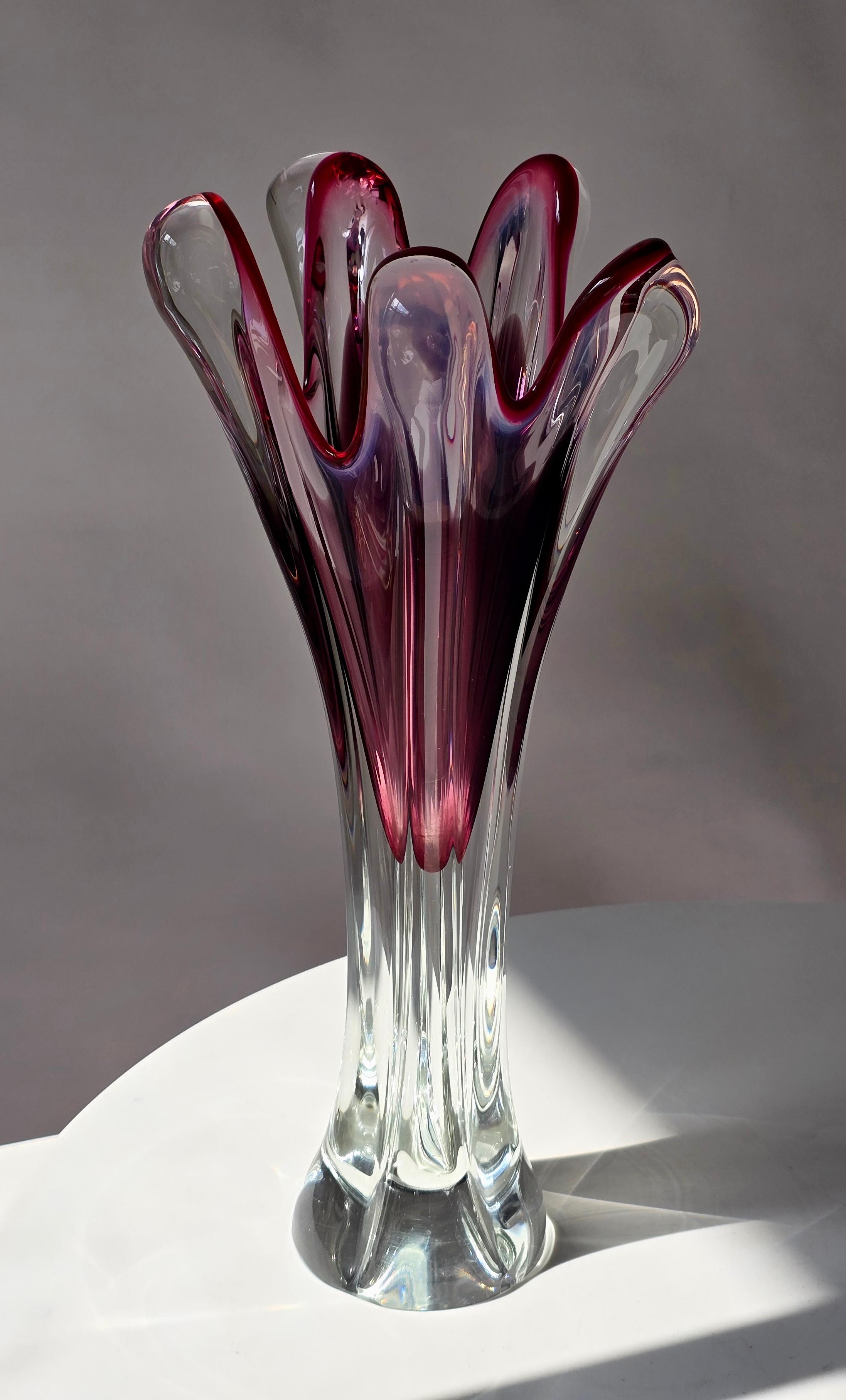 Murano Sommerso Ruby Red Glass Vase with Five Lobes, Italy, 1960s For Sale 2
