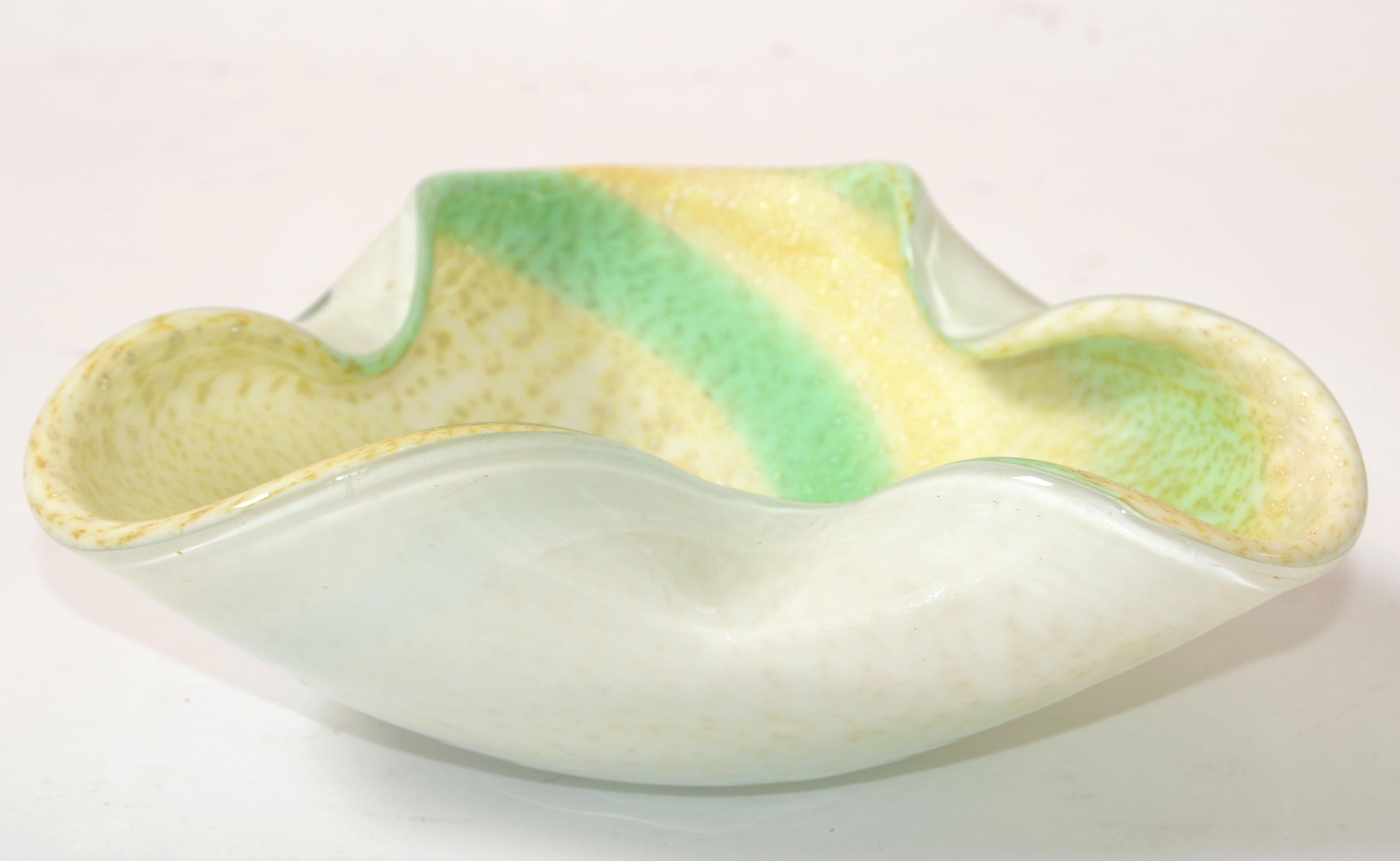 Murano Sommerso Triple Cased Green Swirl White Beige Gold Dust Glass Bowl Italy In Good Condition For Sale In Miami, FL
