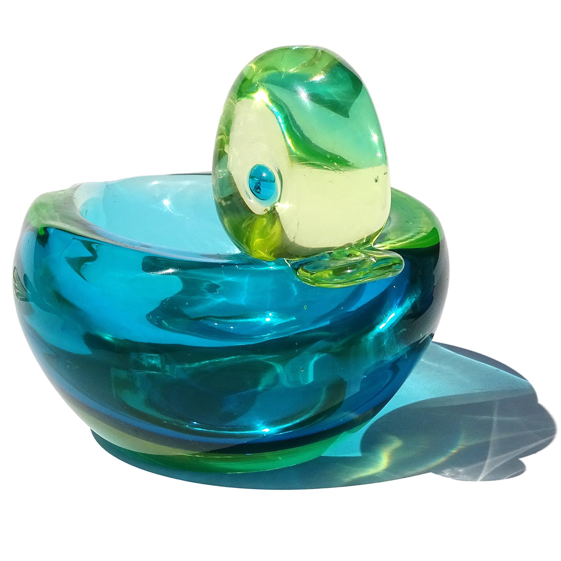 Mid-Century Modern Murano Sommerso Uranium Yellow Blue Green Italian Art Glass Bird Duckling Bowl For Sale