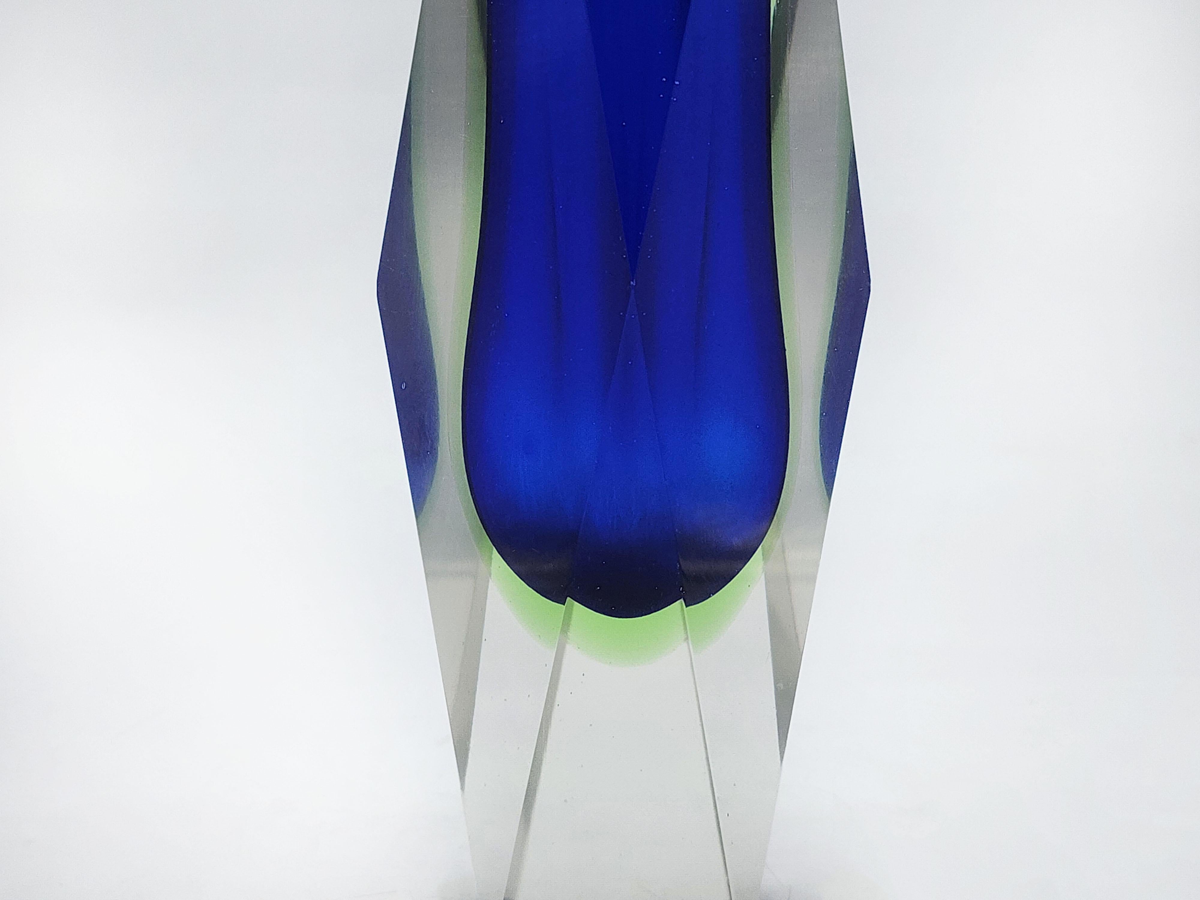 20ième siècle Vase Murano Sommerso d'Alessandro Mandruzzato des années 1960