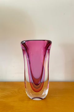 Murano Sommerso vase by Flavio Poli