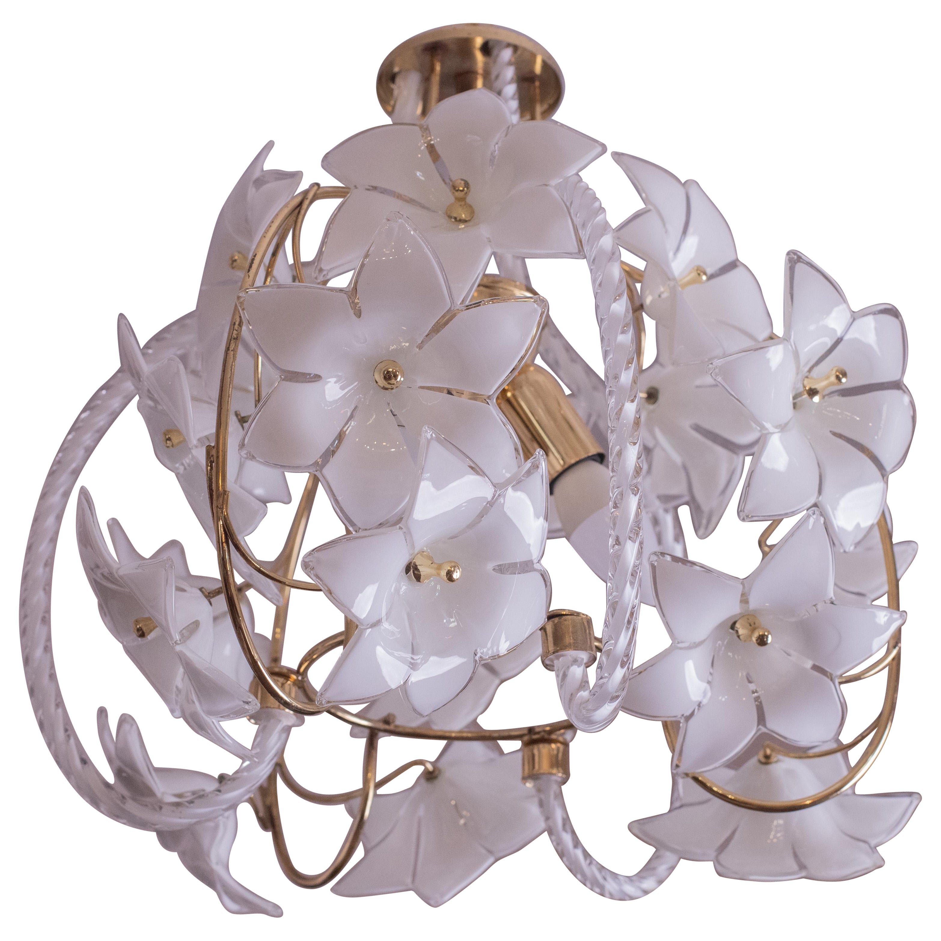 Lampadario sferico di Murano con fiori bianchi, anni '80