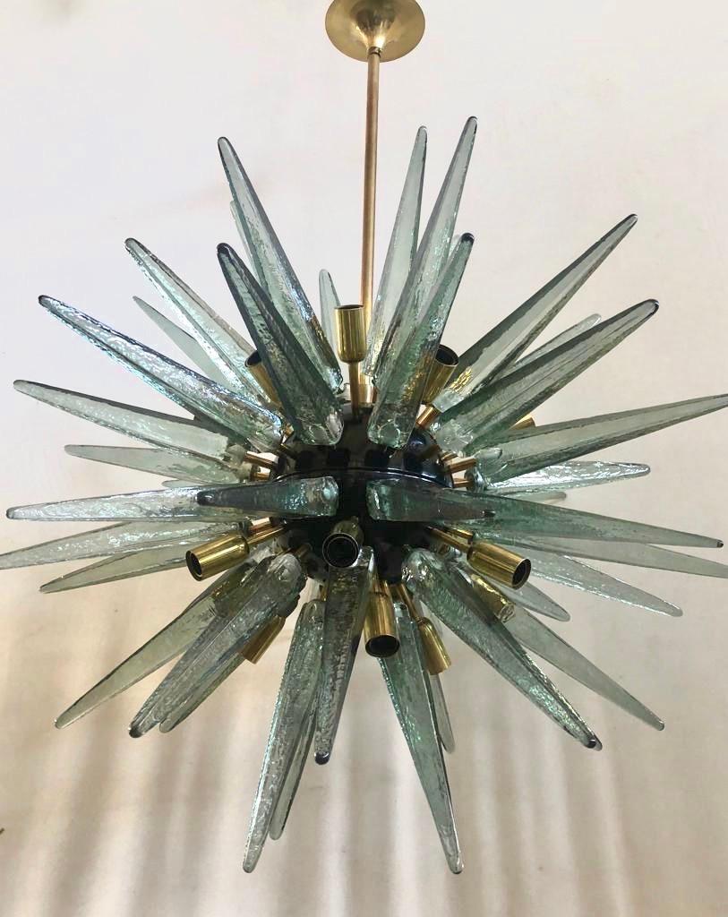 Lampadario e pendente in vetro artistico Sputnik di Murano color acquamarina, 2020 in vendita 3