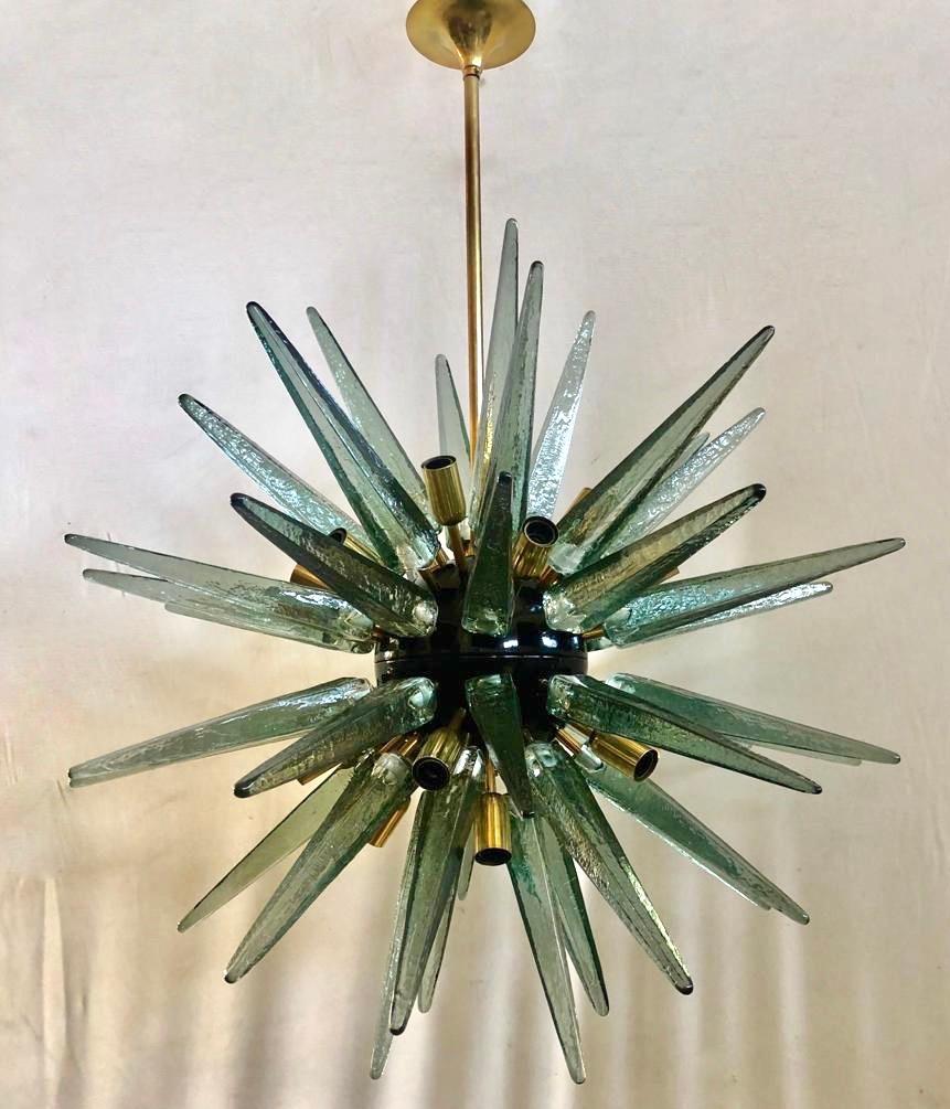 Lampadario e pendente in vetro artistico Sputnik di Murano color acquamarina, 2020 in vendita 1