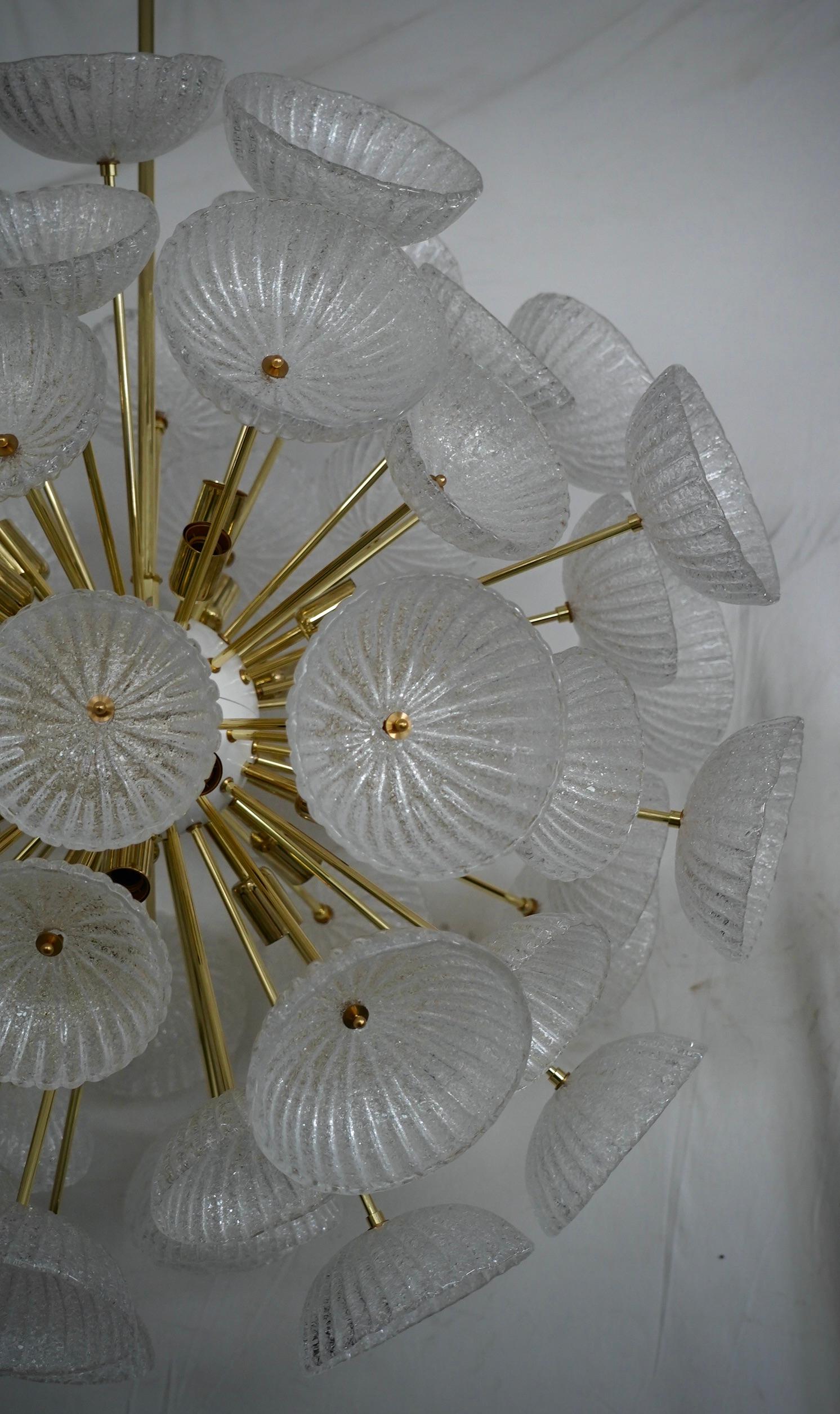 Murano Sputnik Light Ice Color Art Glass Midcentury Chandelier and Pendant, 2020 In Good Condition For Sale In Rome, IT