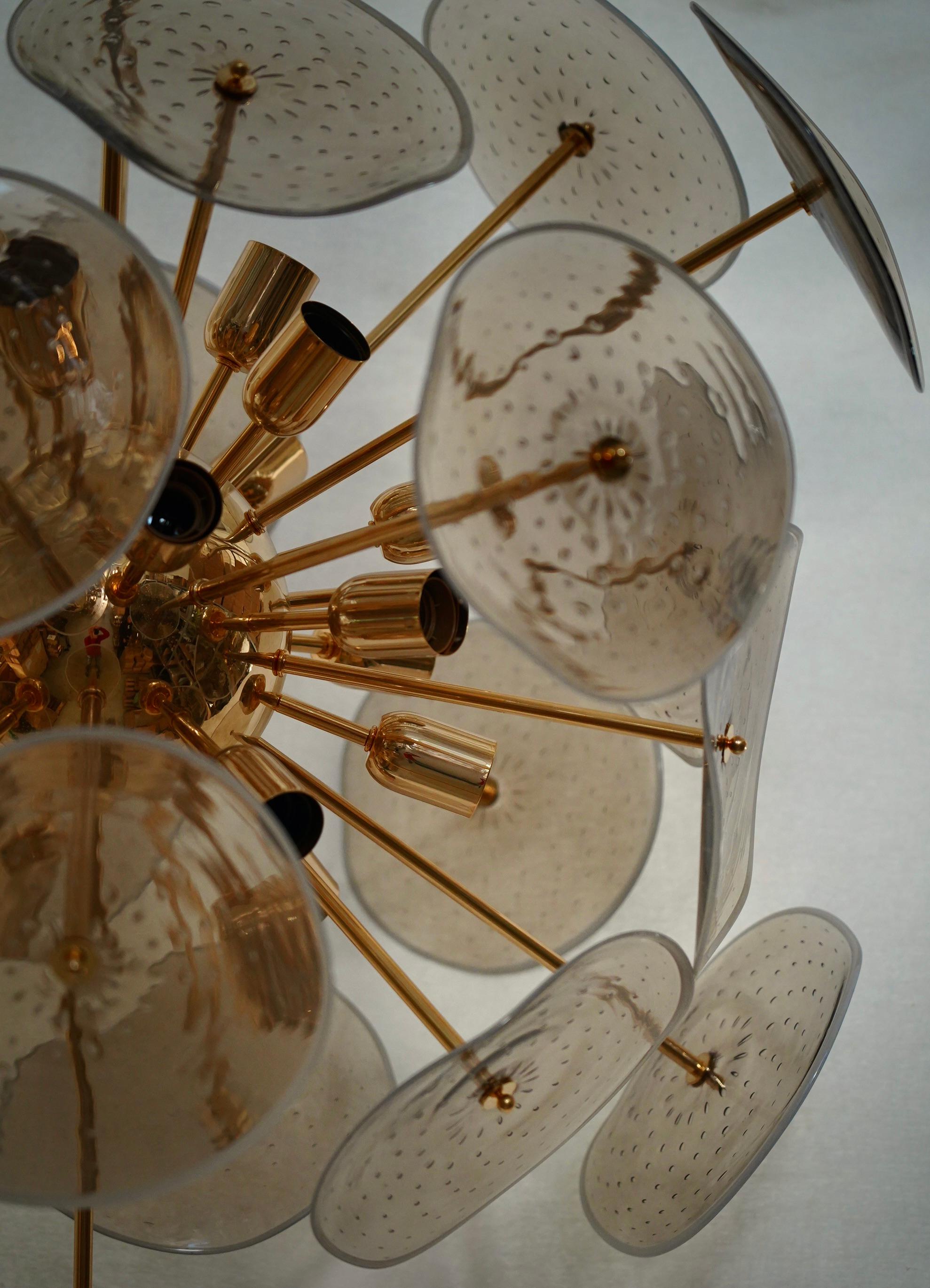 Verre de Murano Lustre et pendentif en verre d'art de Murano, couleur fumée, à lumière Sputnik, 2020 en vente