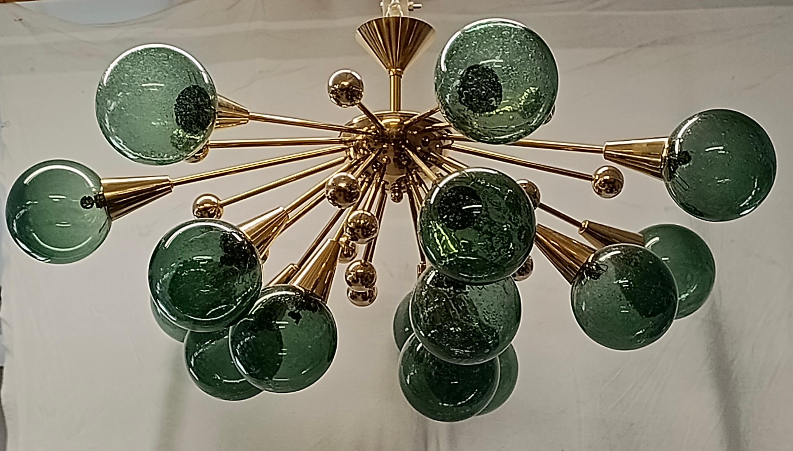 Late 20th Century Murano Sputnik Spherical Green Glass and Brass Chandelier, 1990 For Sale