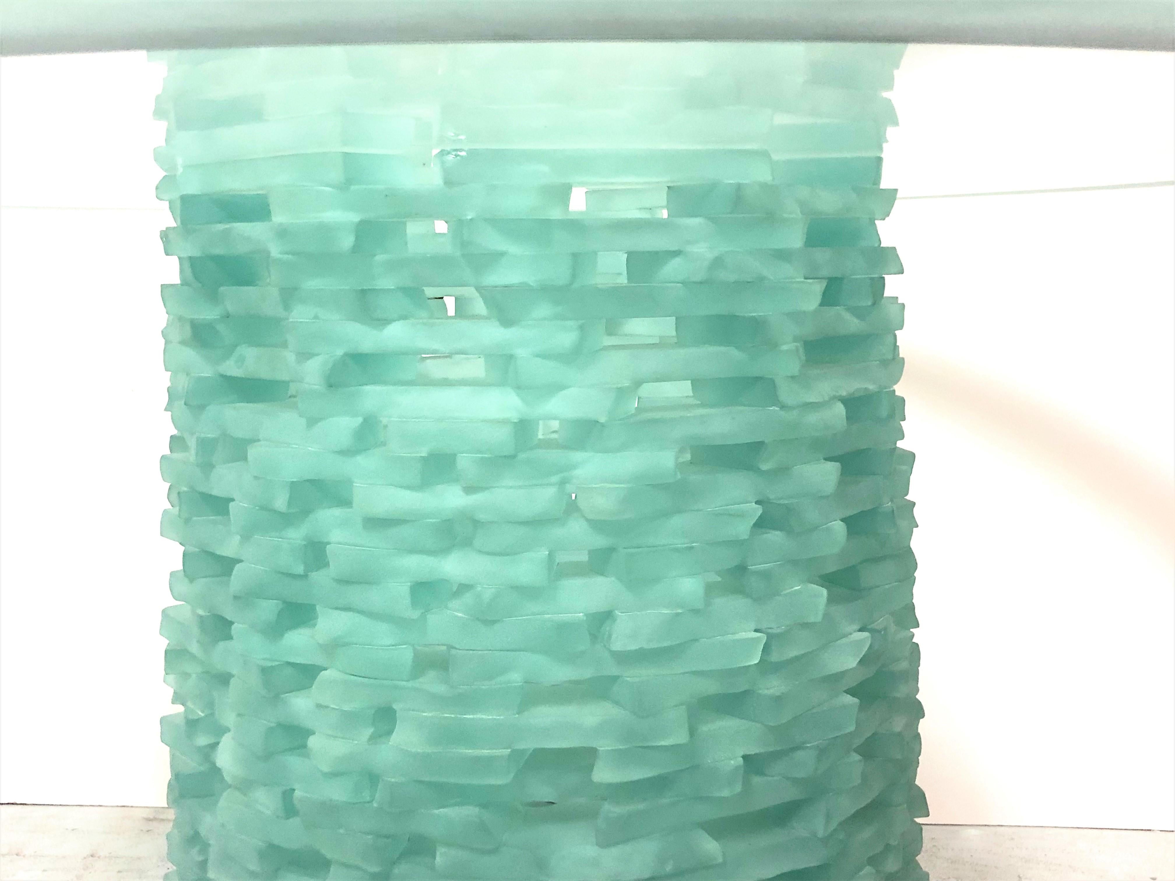 Murano Stacked Glass Modern Round Dining Table, 1980s In Good Condition In Miami, FL
