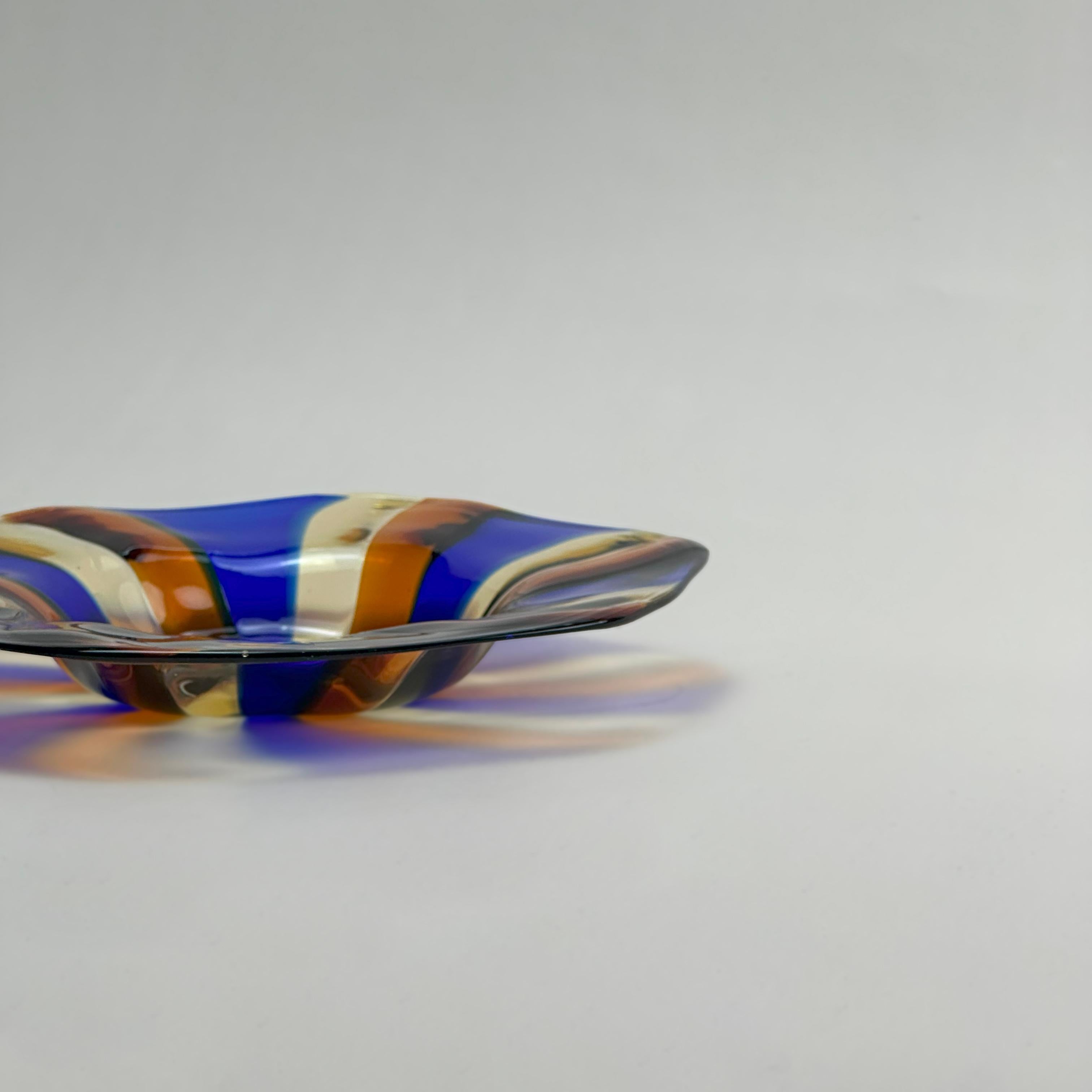 Hand-Crafted Murano Striped Glass Dish Attributed to Fratelli Toso, Italy, 1970s For Sale