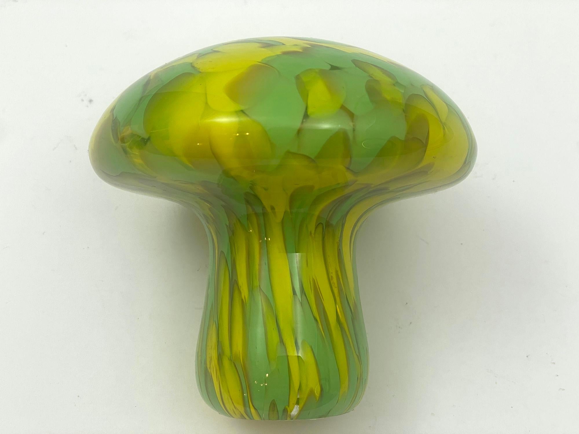 Murano Style Art Glass Mushroom Toadstool Paperweight Green and Yellow 1980s For Sale 7