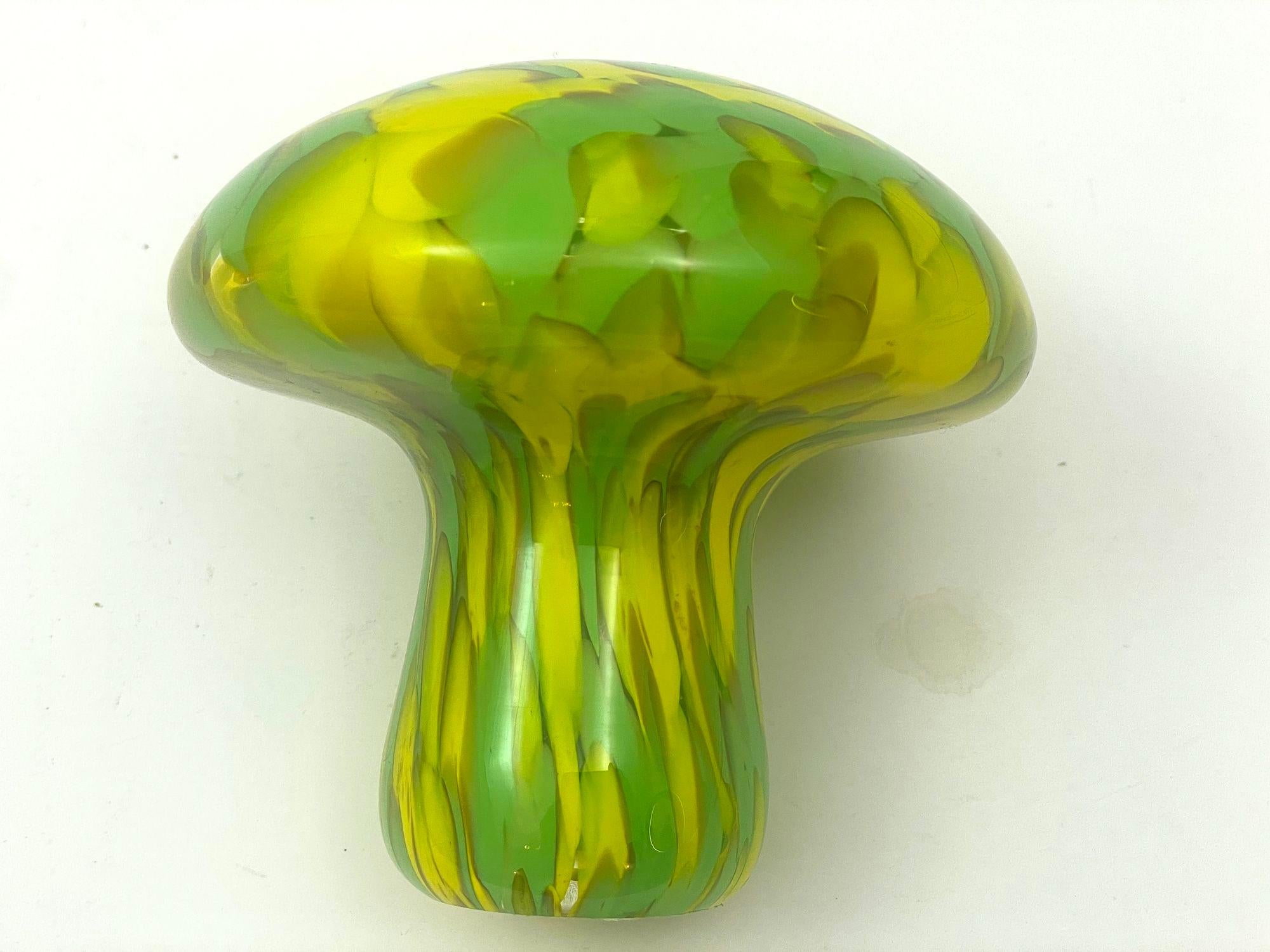 20th Century Murano Style Art Glass Mushroom Toadstool Paperweight Green and Yellow 1980s For Sale