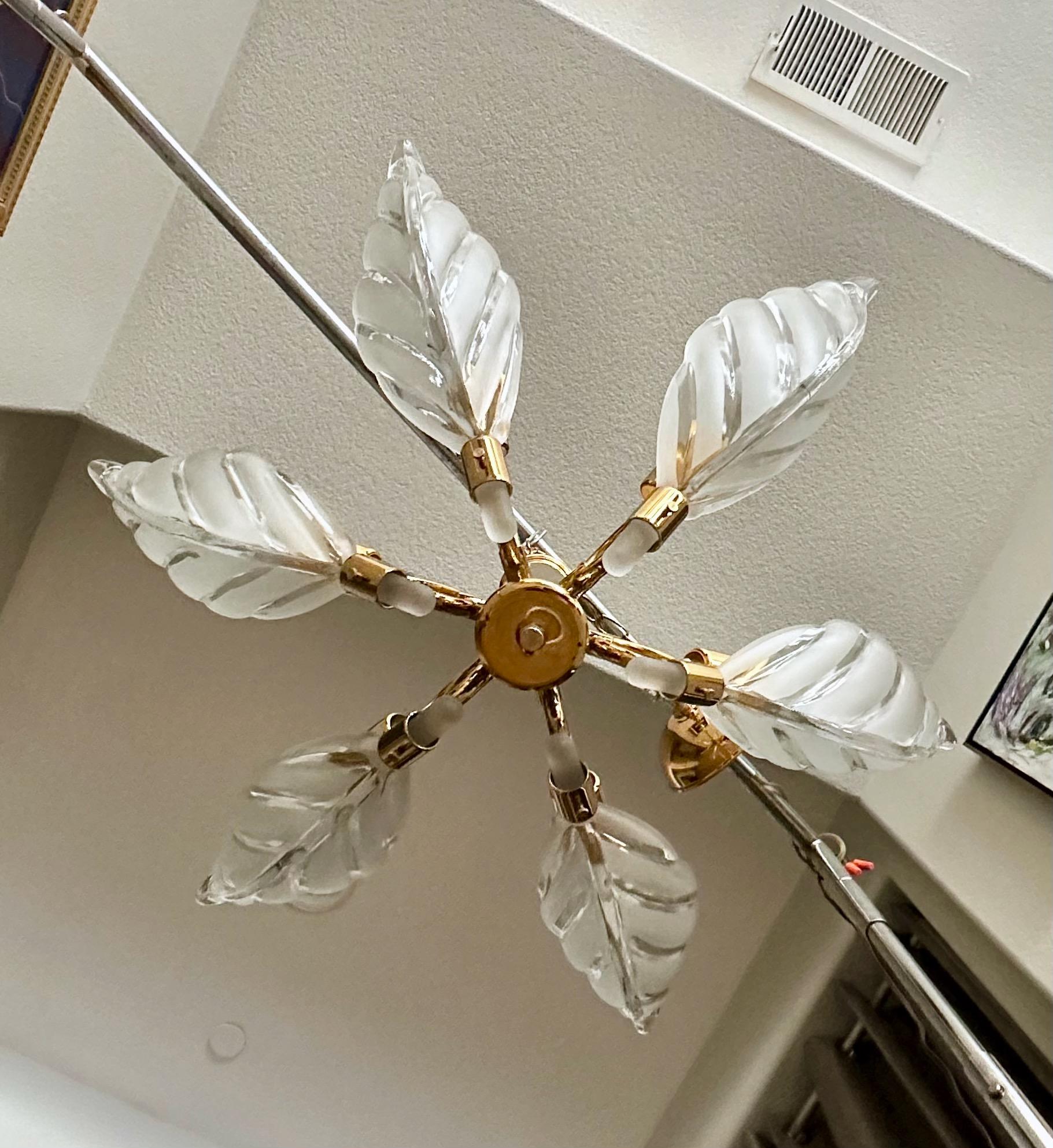 Late 20th Century Murano Style Glass Leaf Pendant Light Chandelier For Sale
