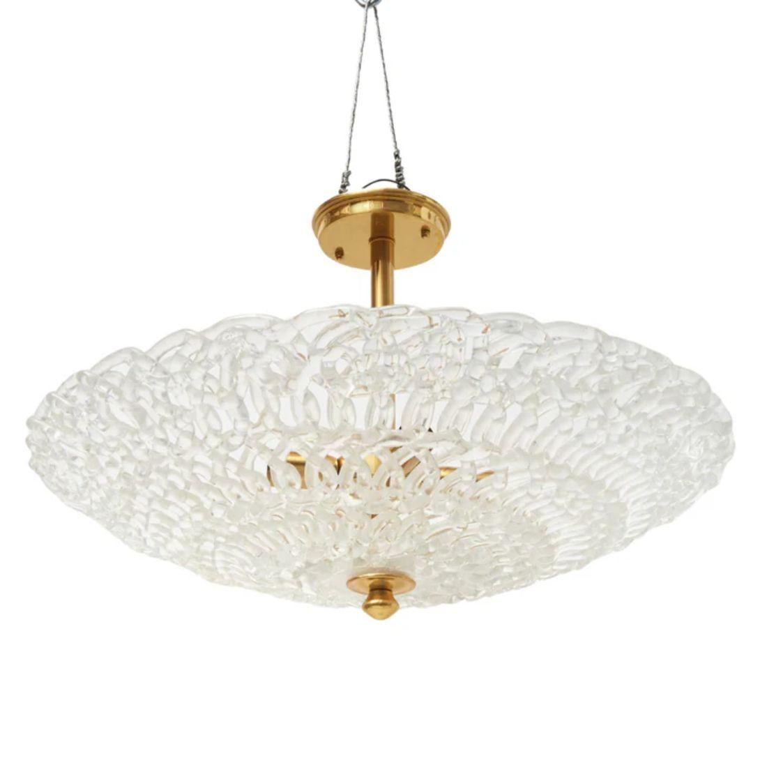 Lampe semi encastrée de style Murano en verre tissé ouvert avec détails en laiton Bon état - En vente à Locust Valley, NY