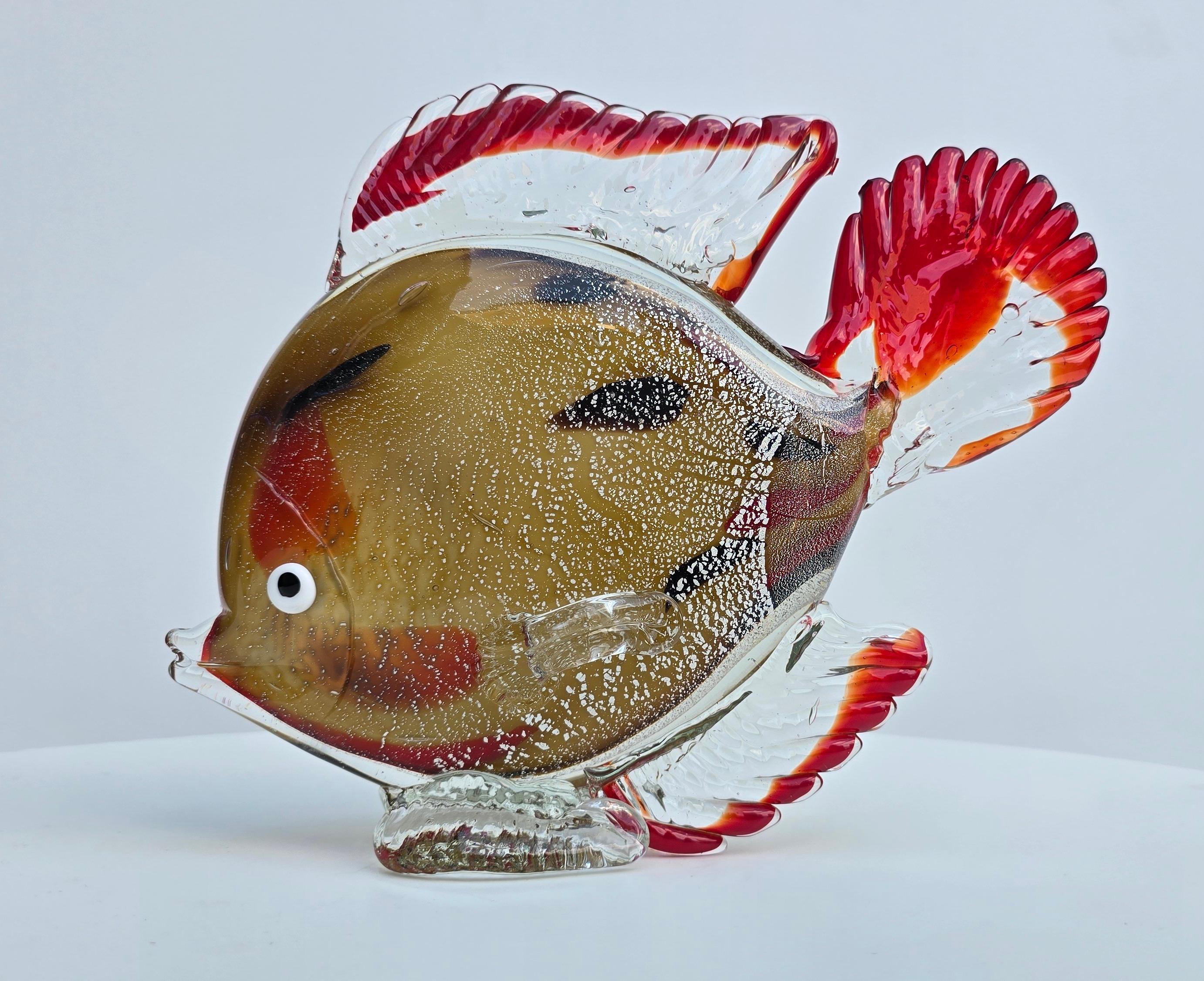 Murano-Stil mundgeblasene Kunstglas-Fisch-Skulptur (20. Jahrhundert) im Angebot