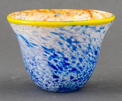 Handgeblasene dekorative Glasschale im Muranoglas-Stil