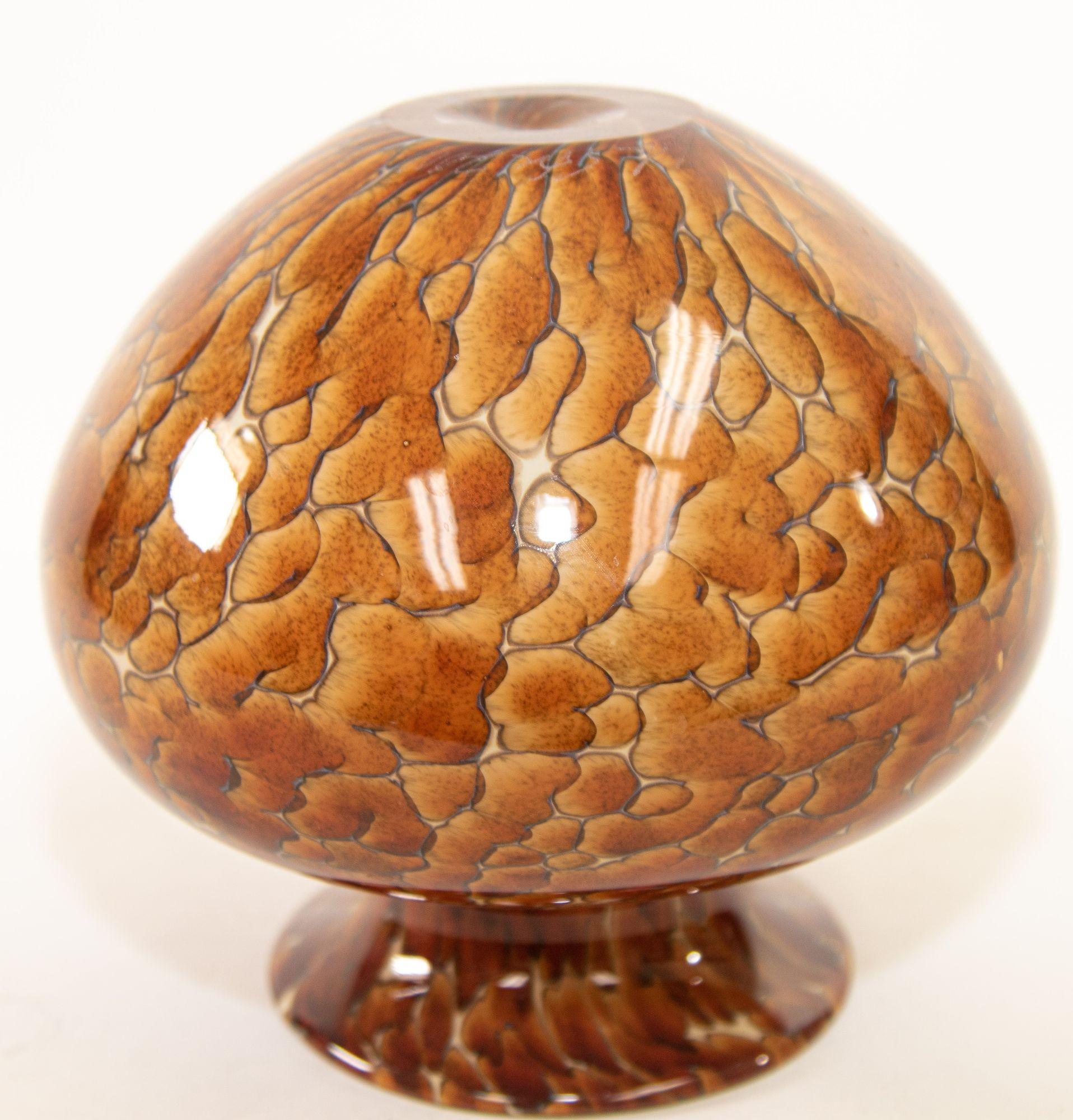 Murano Style Leopard Tortoise Brown and Beige Signed Art Glass Large Vase For Sale 1