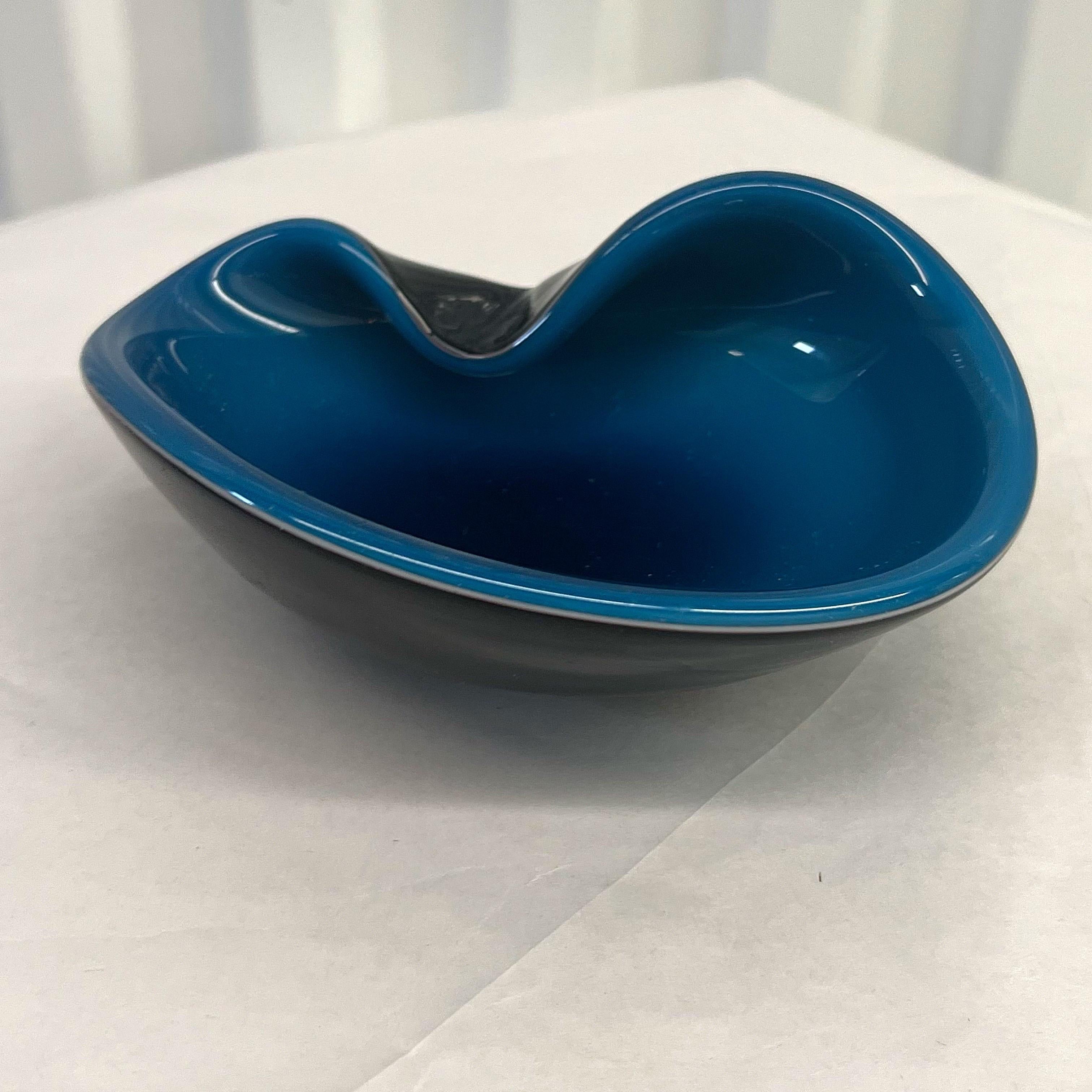 Mid-Century Modern Murano Style Triple Cased Freeform Catchall For Sale