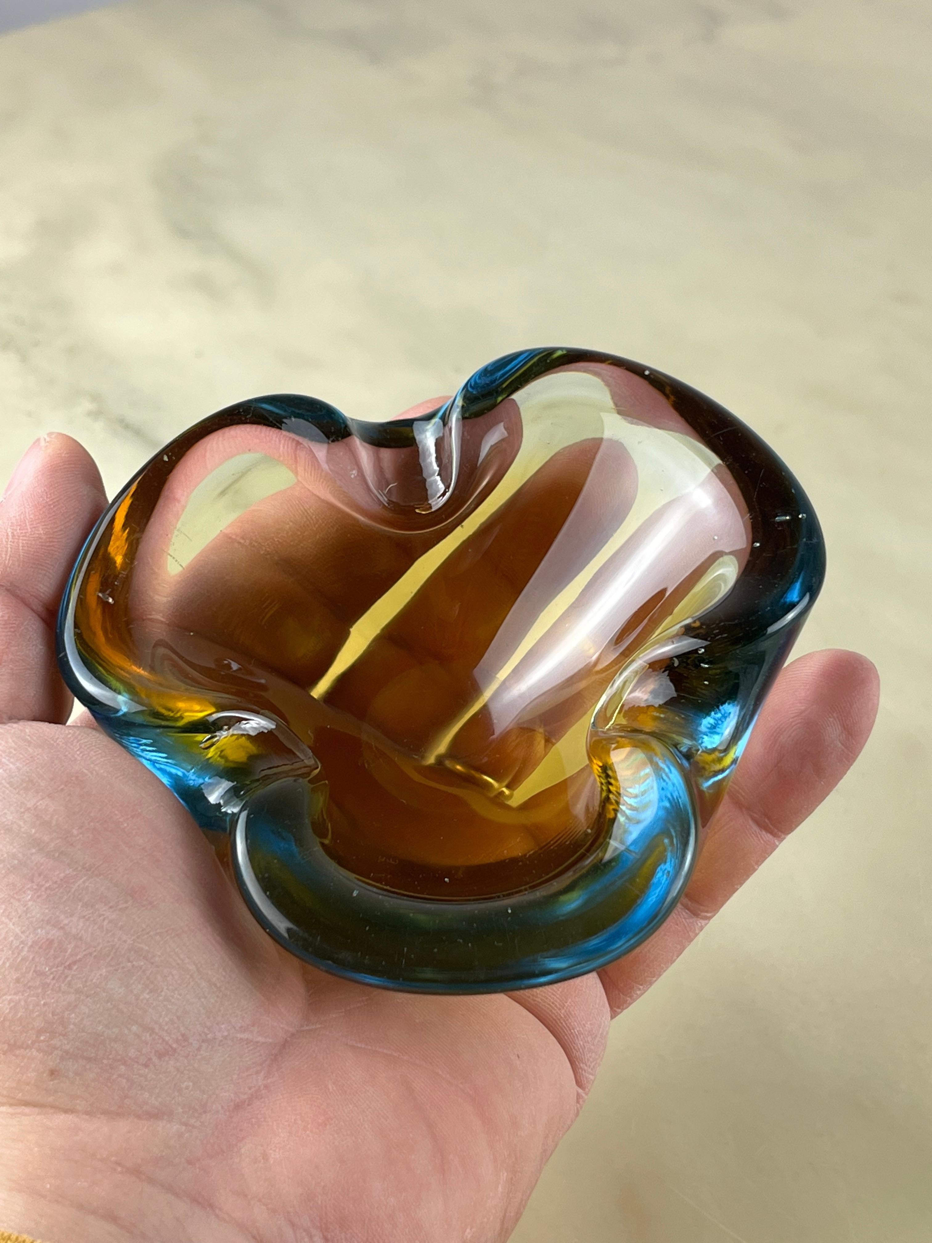 Murano Submerged Glass Ashtray, Italy, 1960s For Sale 2