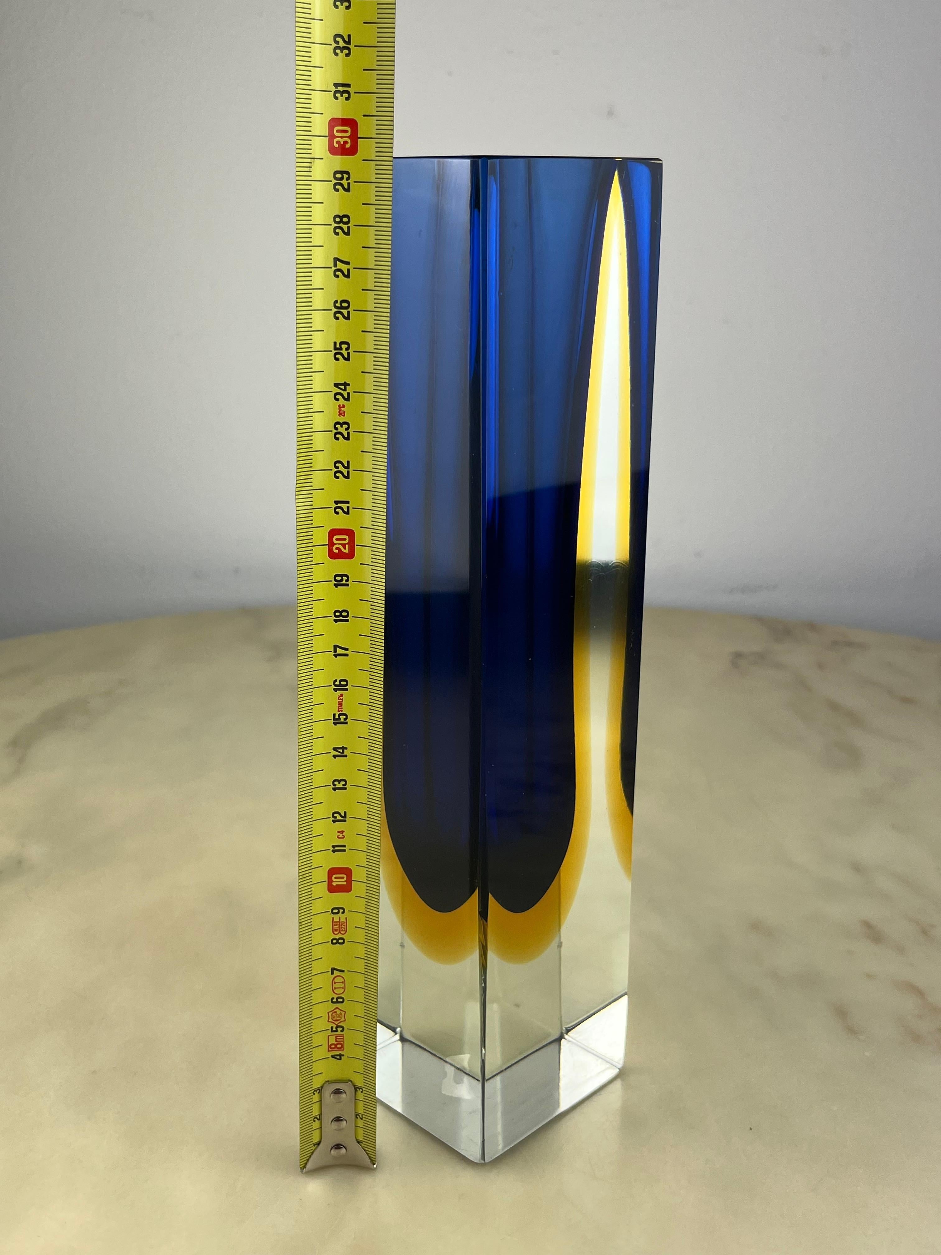 Italian Murano Submerged Glass Vase 30 cm high, attributed to Flavio Poli, Italy, 1970s For Sale