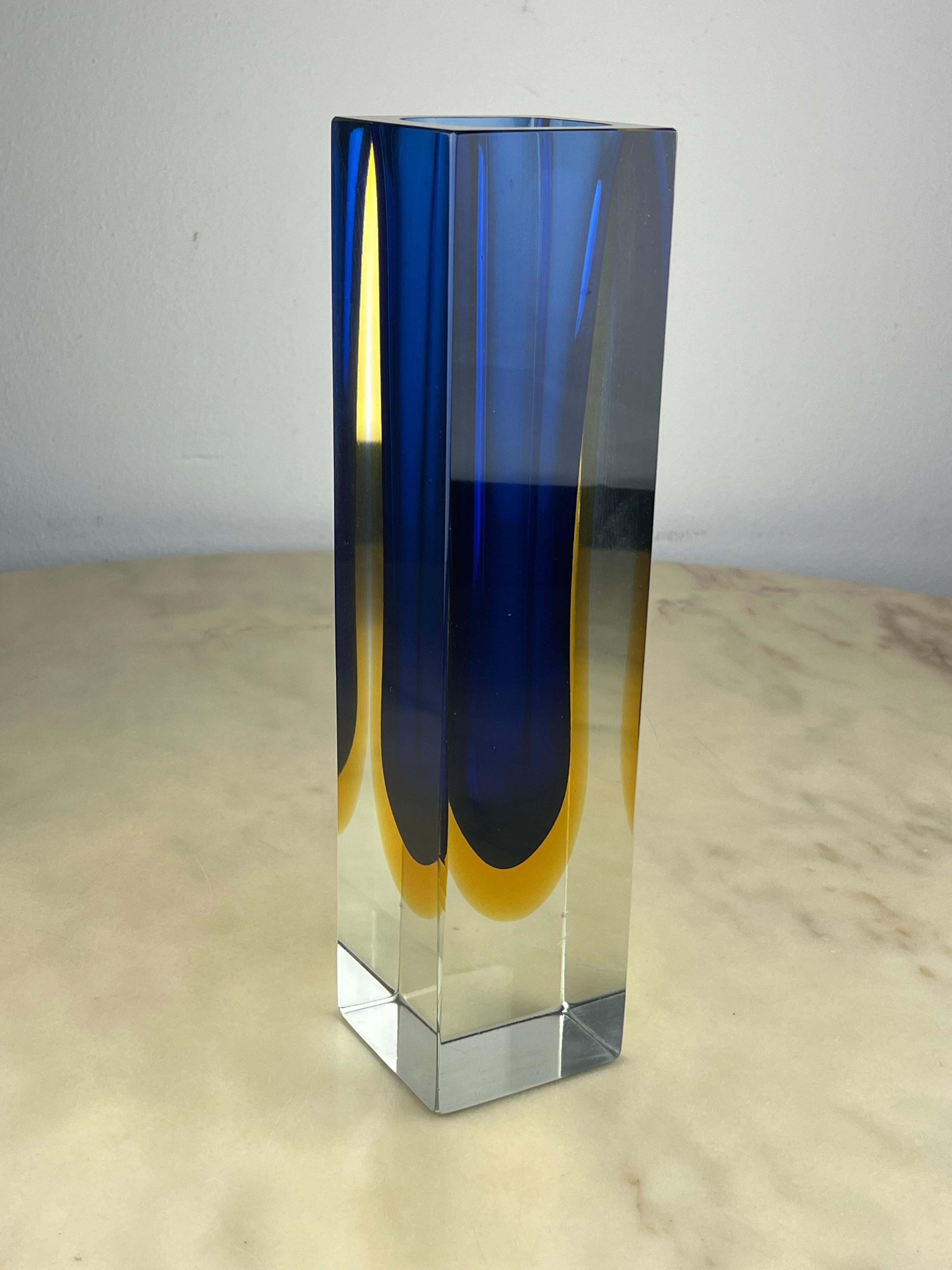 Other Murano Submerged Glass Vase 30 cm high, attributed to Flavio Poli, Italy, 1970s For Sale