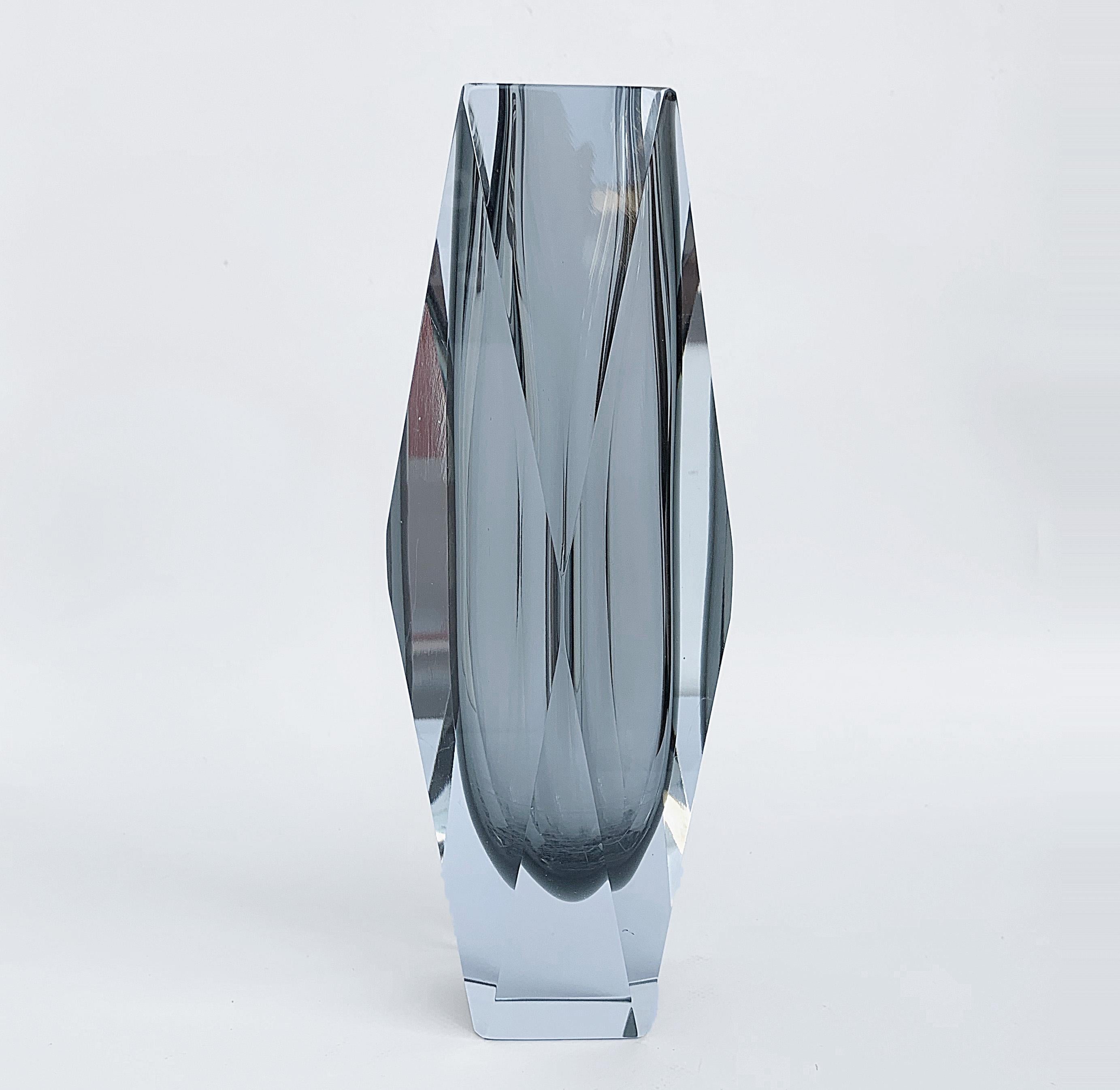 Murano, Submerged Glass Vase, Colour Smoky Gray, Mandruzzato Italy, 1960s For Sale 11