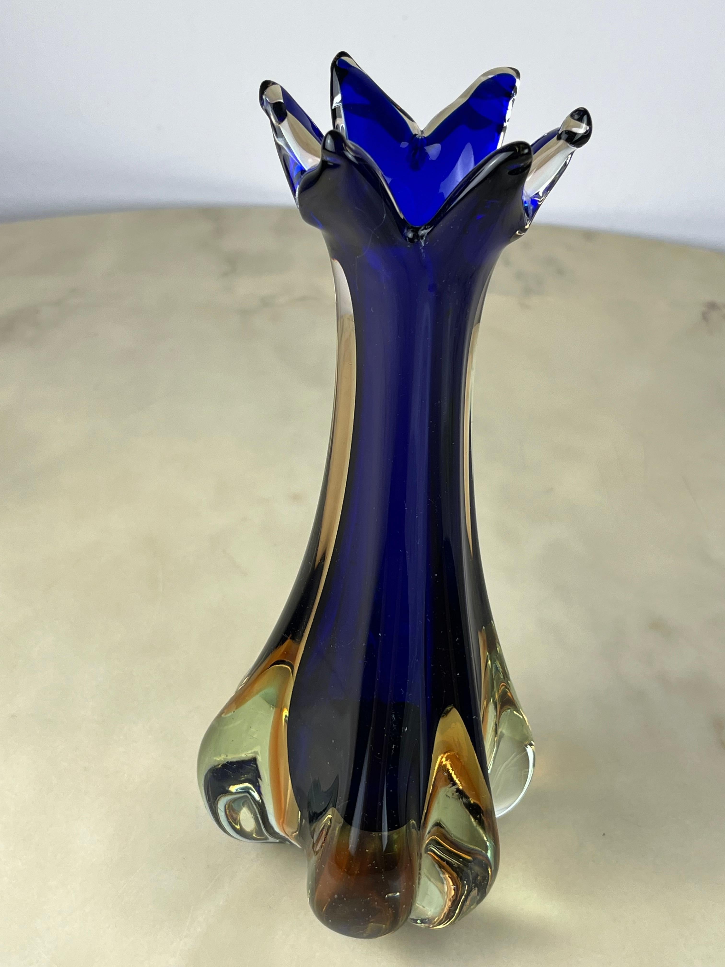 Murano Submerged Glass Vase, Italy, 1970s In Good Condition For Sale In Palermo, IT