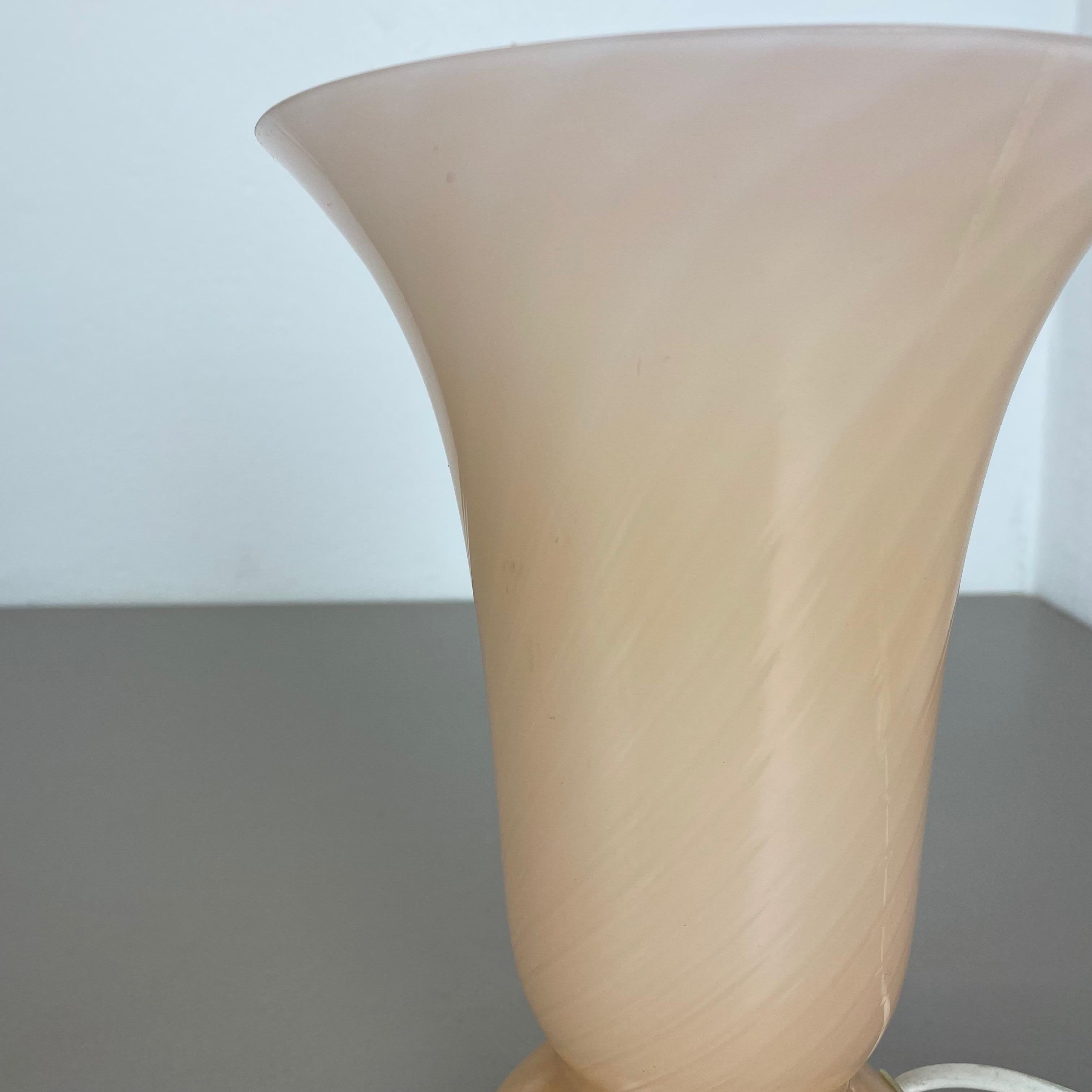 Murano Swirl Rose Tone Glass Table Desktop Light by Vetri Murano, Italy, 1970s For Sale 1