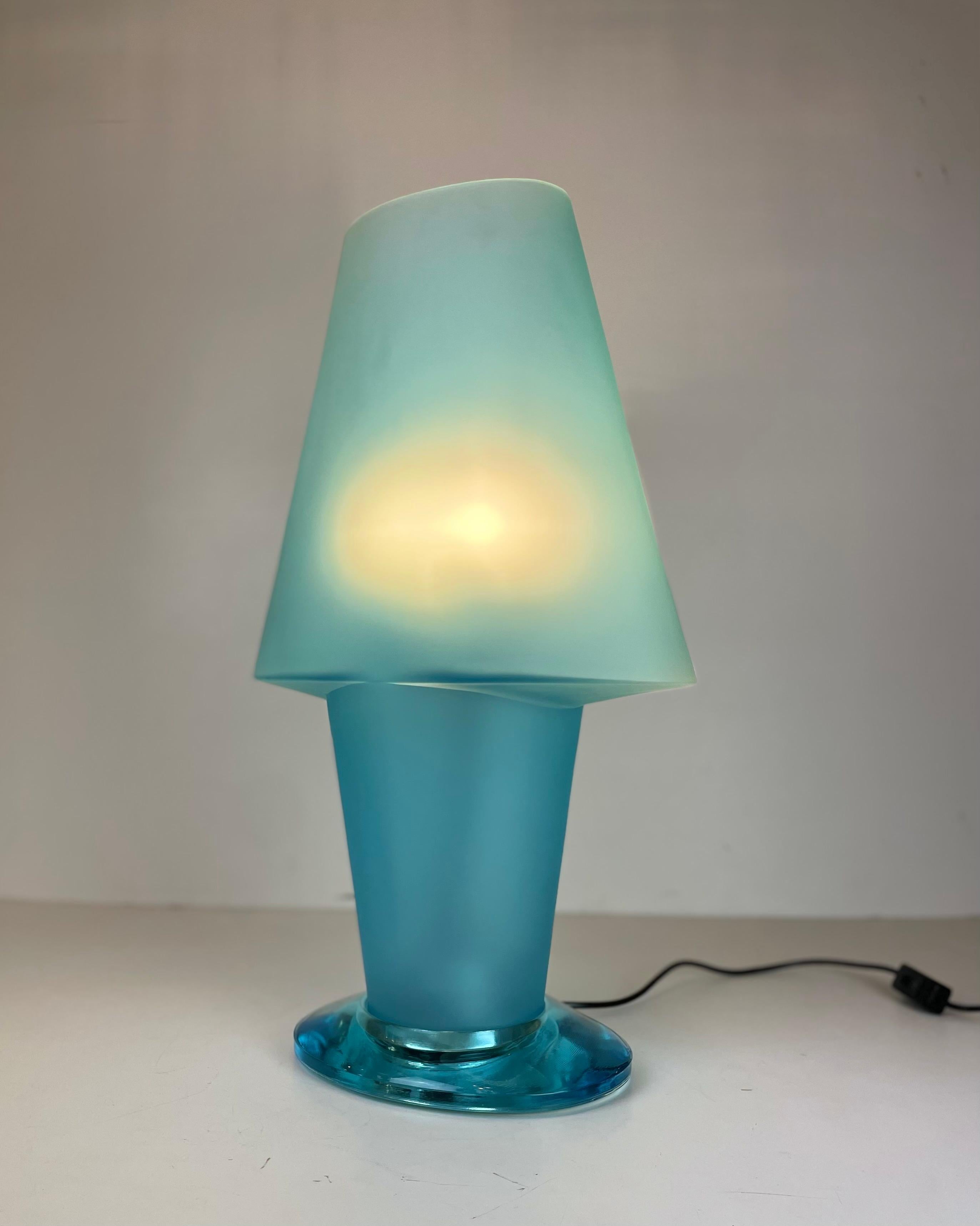 Lampe de table Murano attribuée à Mazzega, dans le style de D. A Style, années 1990 en vente 2