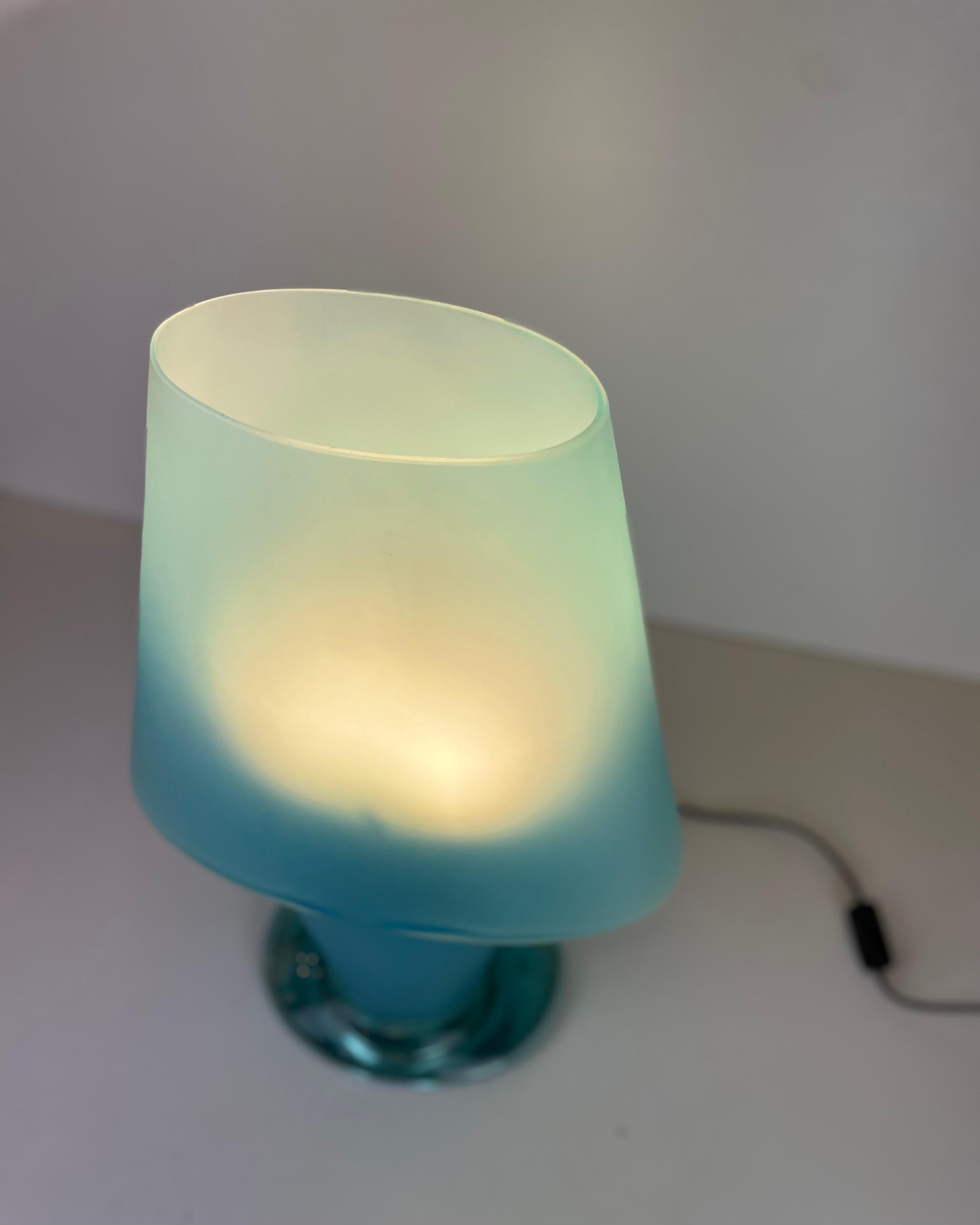 Fin du 20e siècle Lampe de table Murano attribuée à Mazzega, dans le style de D. A Style, années 1990 en vente