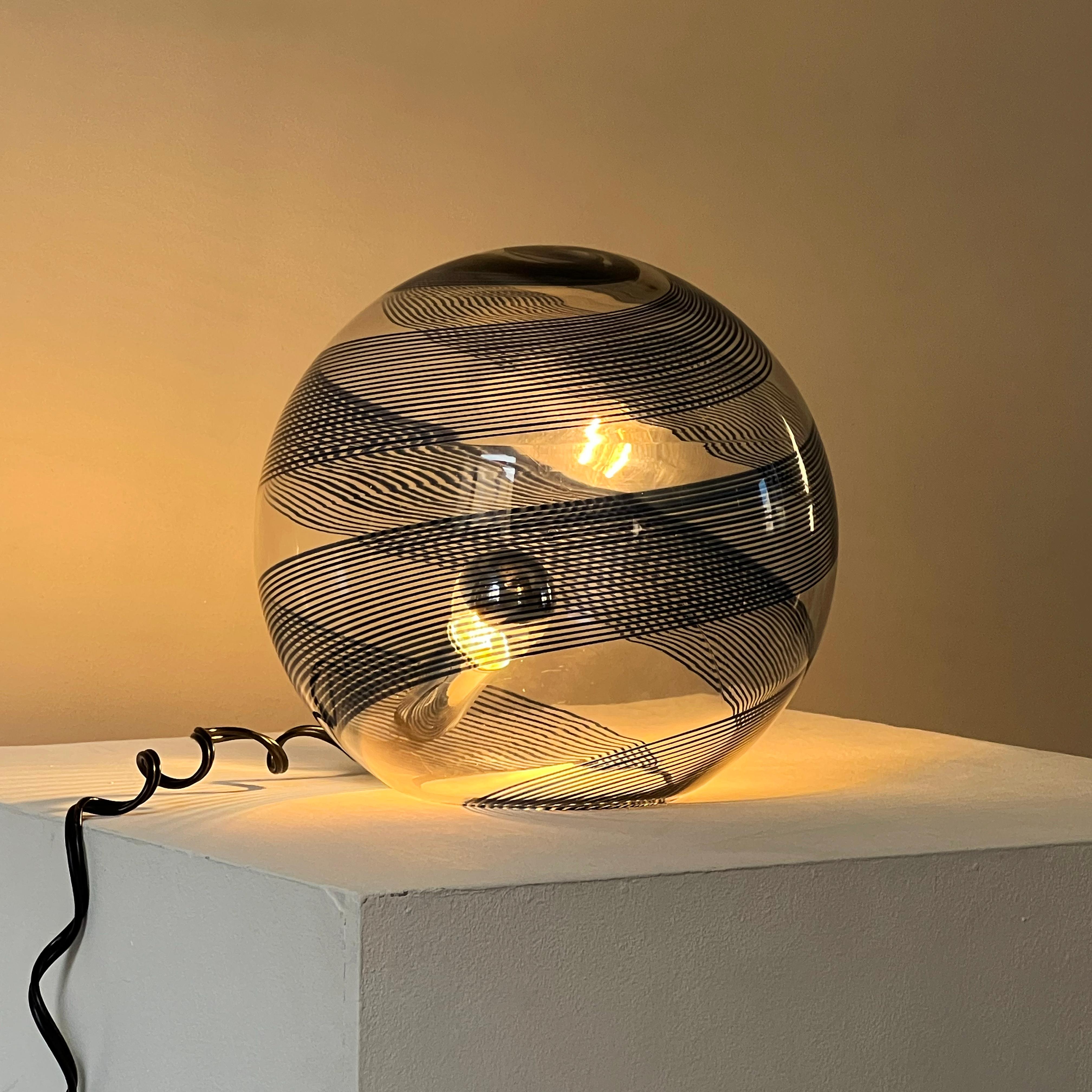 Lampada da tavolo di Murano disegnata da Lino Tagliapietra, prodotto. La Murrina. Italia anni '70 In condizioni buone in vendita a Milano, IT