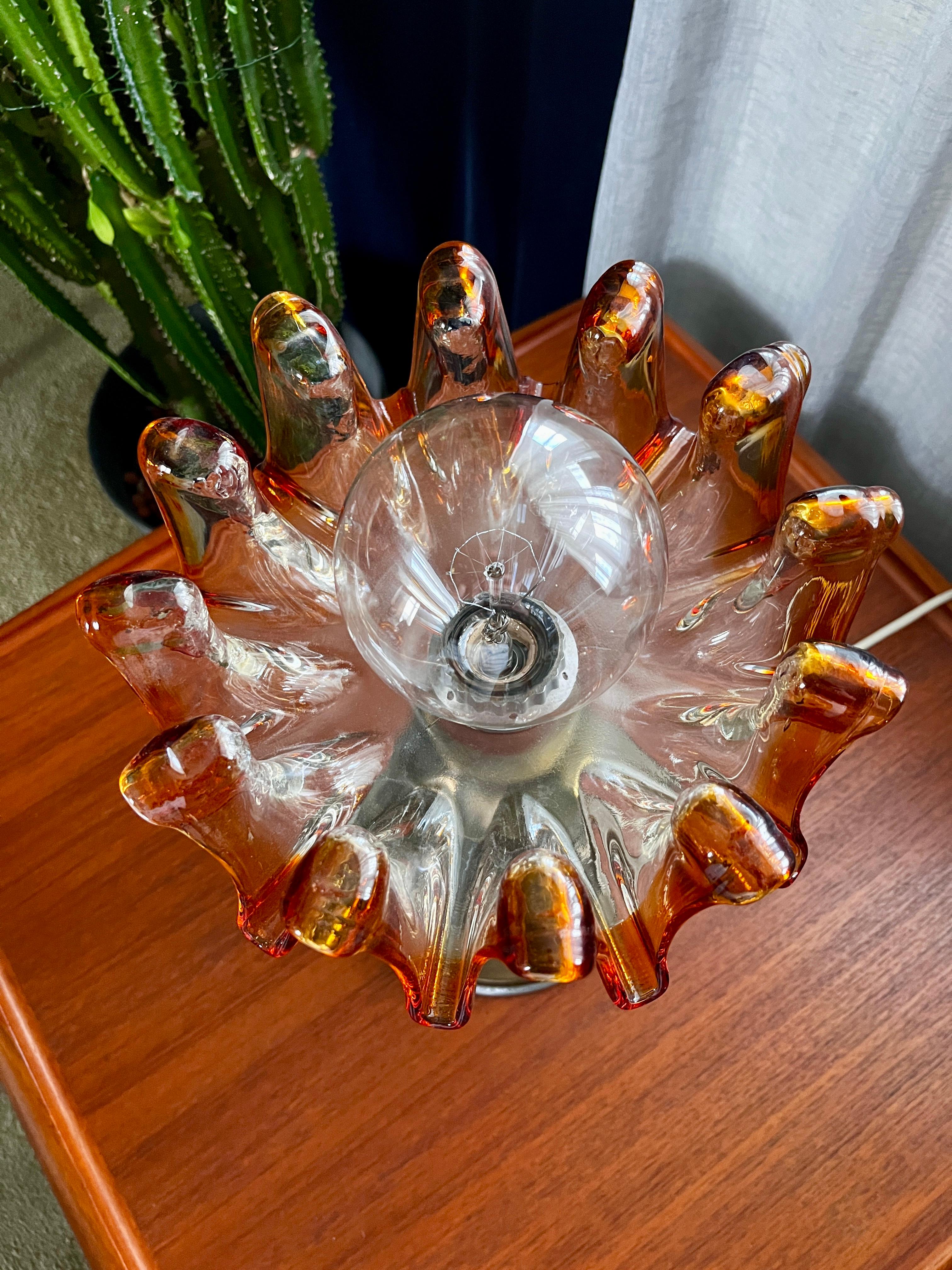 Murano table lamp for Mazzega For Sale 6